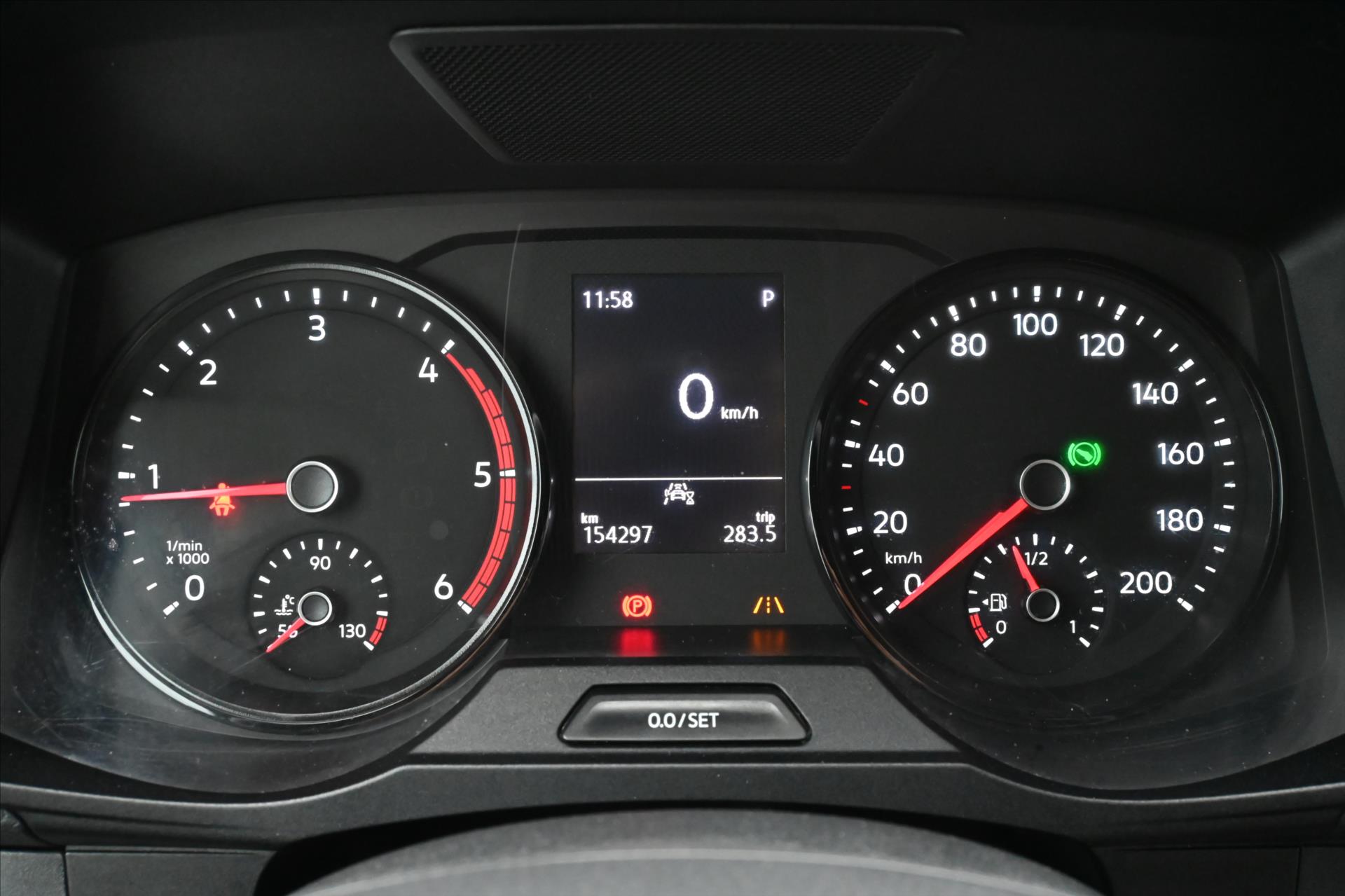 Hlavní fotografie vozu Volkswagen Crafter 2,0 TDI 130 kW DSG L2H2 Záruka až 5 let (16)