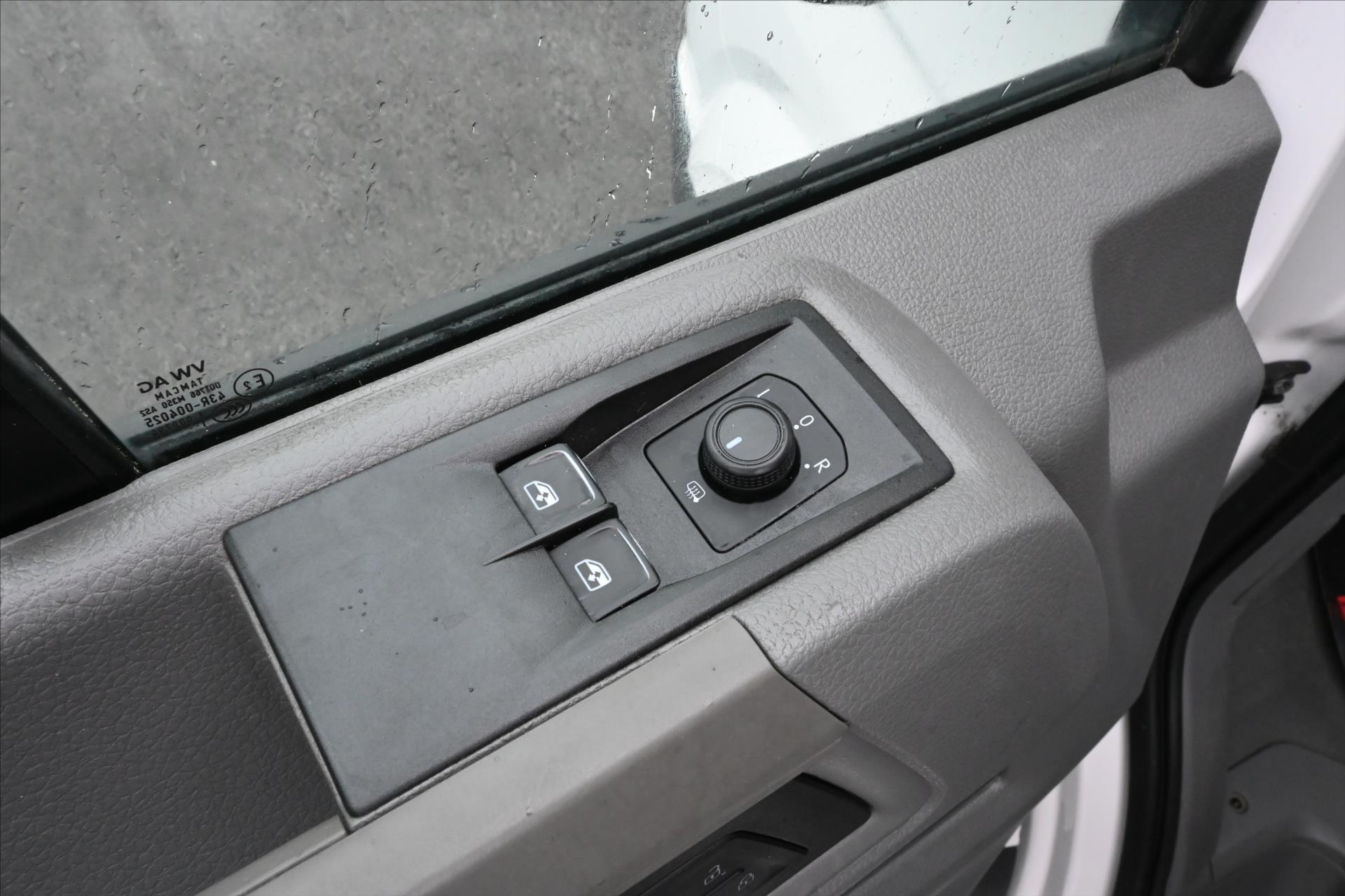Hlavní fotografie vozu Volkswagen Crafter 2,0 TDI 130 kW DSG L2H2 Záruka až 5 let (24)