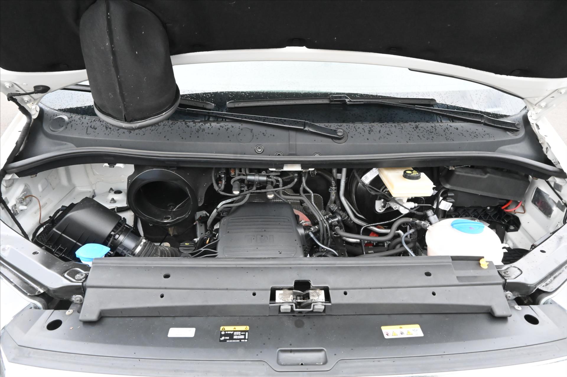 Hlavní fotografie vozu Volkswagen Crafter 2,0 TDI 130 kW DSG L2H2 Záruka až 5 let (9)