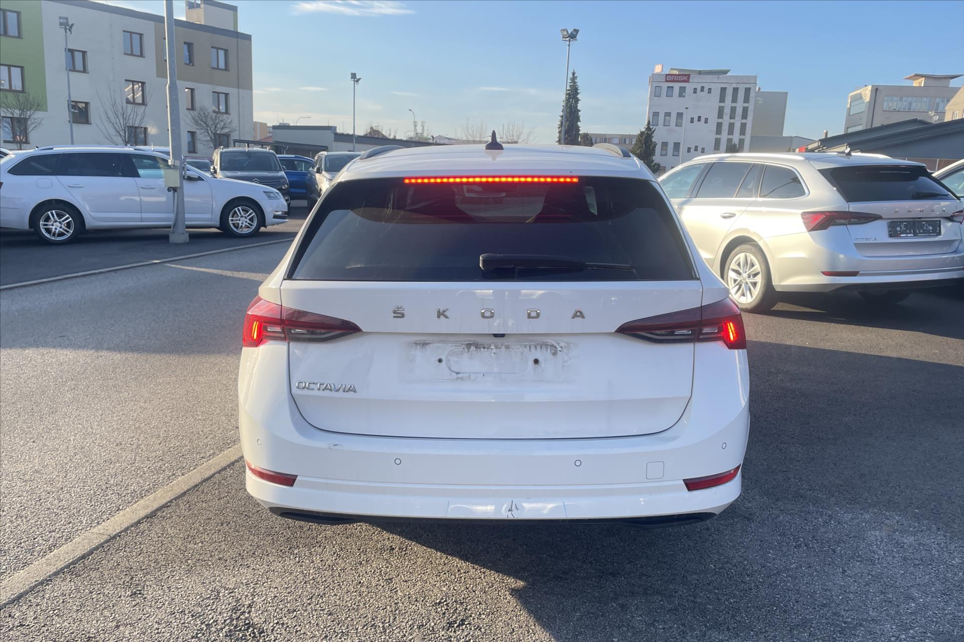 Hlavní fotografie vozu Škoda Octavia 2,0 TDI 110 kW DSG Sportline VŮZ PŘIPRAVUJEME K PRODEJ (2)