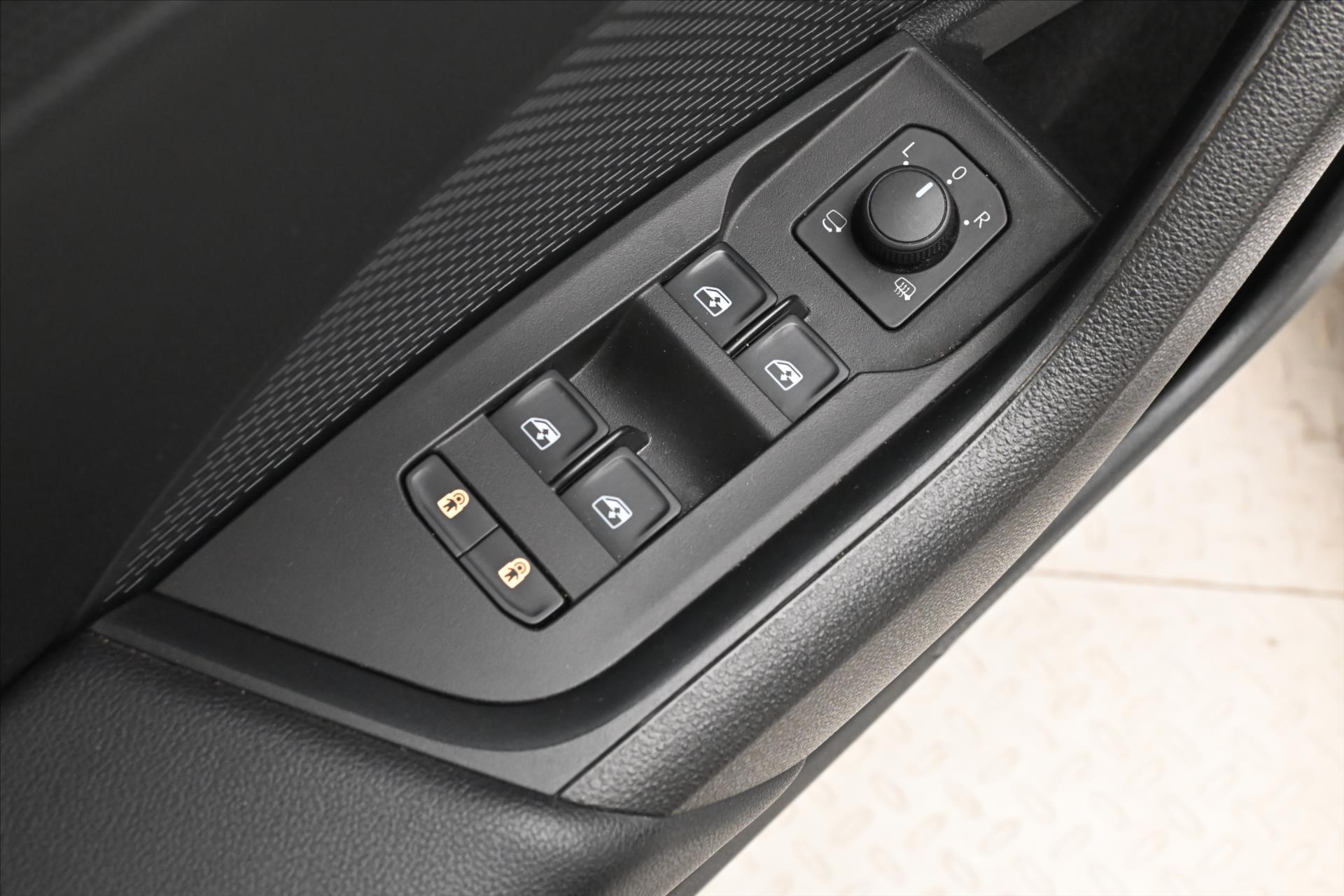 Hlavní fotografie vozu Škoda Octavia 2,0 TDI 110 kW DSG Sportline Záruka až 5 let (26)
