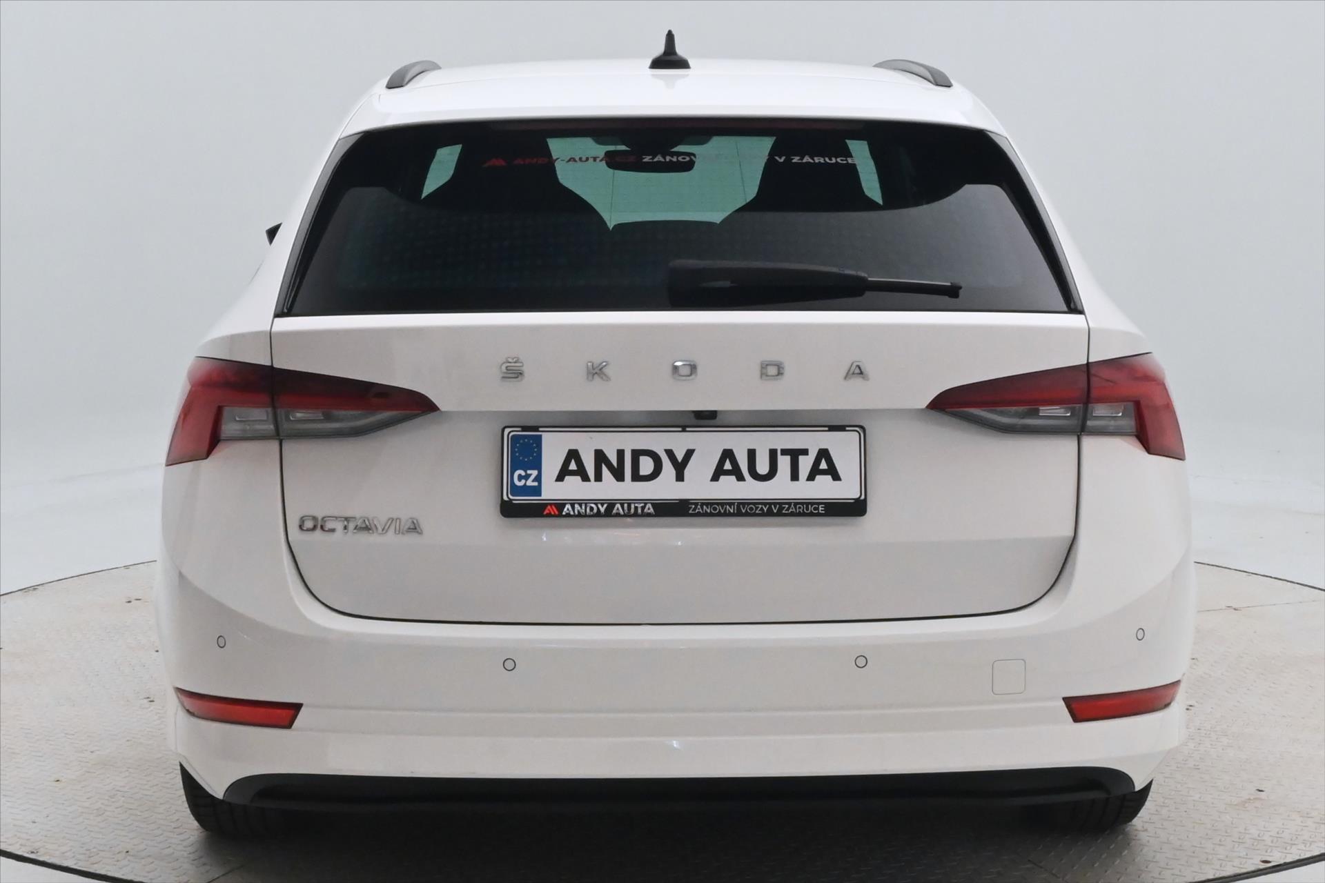Hlavní fotografie vozu Škoda Octavia 2,0 TDI 110 kW DSG Sportline Záruka až 5 let (6)
