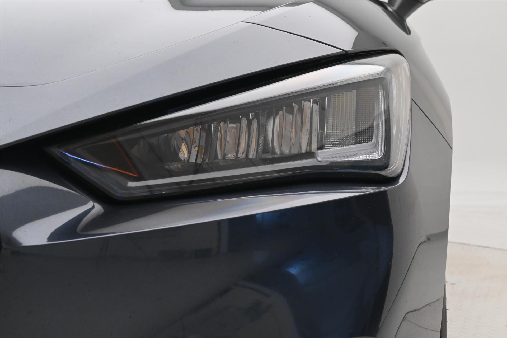 Hlavní fotografie vozu Seat Leon 2,0 TSI 140kW DSG FR Záruka až 5 let (28)