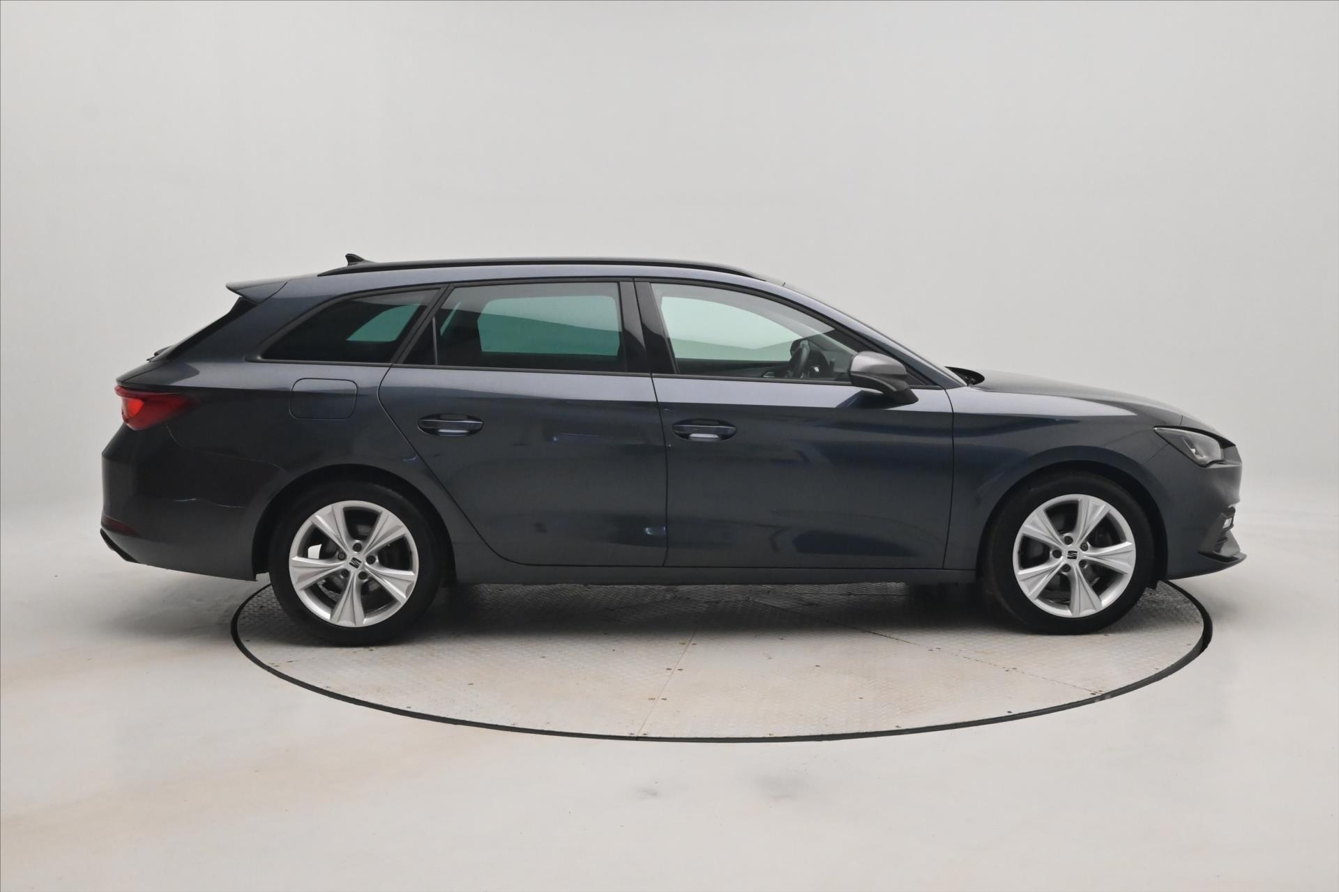 Hlavní fotografie vozu Seat Leon 2,0 TSI 140kW DSG FR Záruka až 5 let (5)