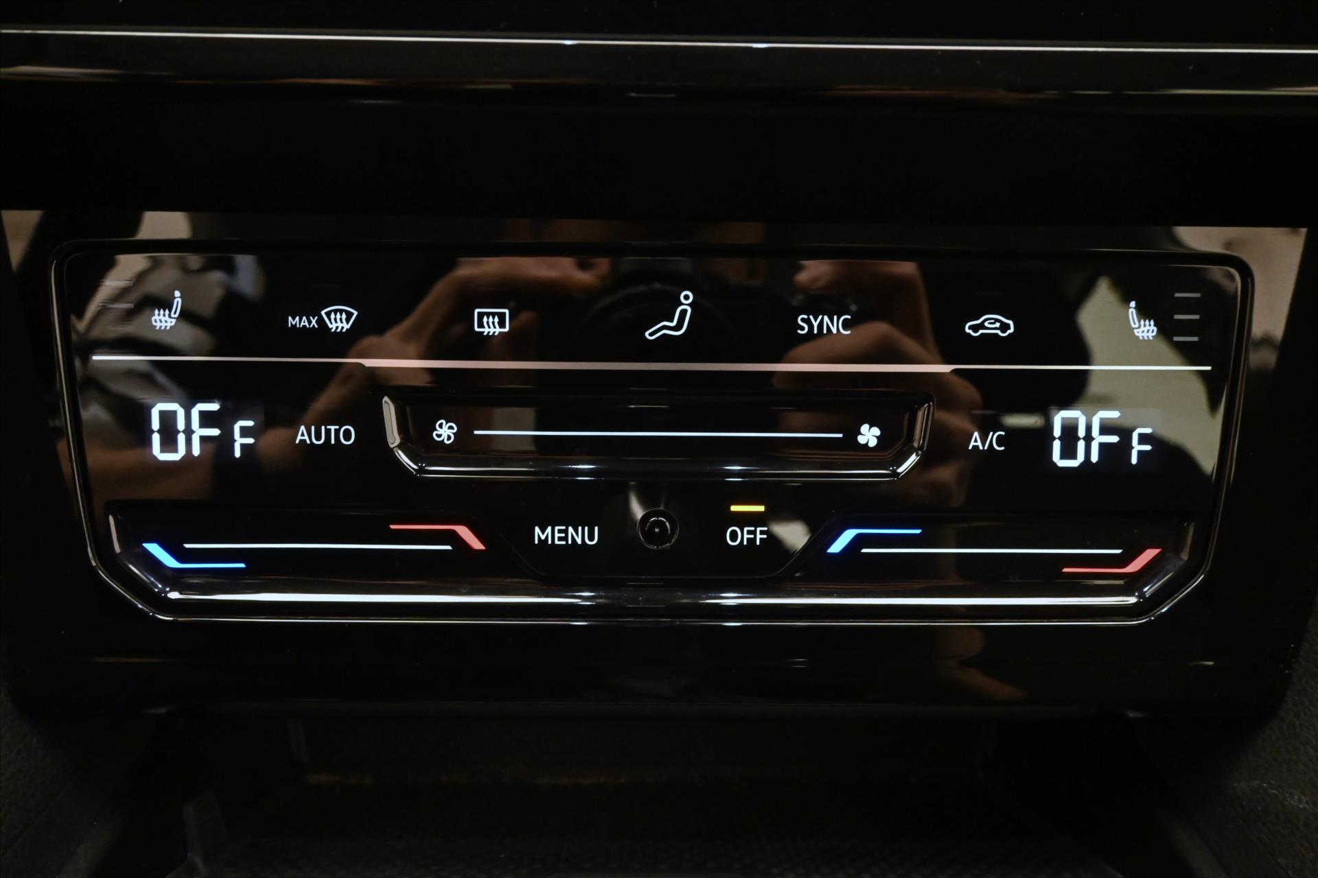 Hlavní fotografie vozu Volkswagen Passat 2,0 TDI 110kW DSG Business Záruka až 5 let (21)