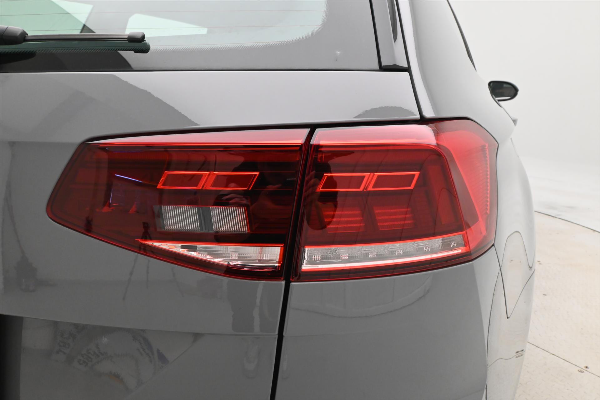 Hlavní fotografie vozu Volkswagen Passat 2,0 TDI 110kW DSG Business Záruka až 5 let (31)