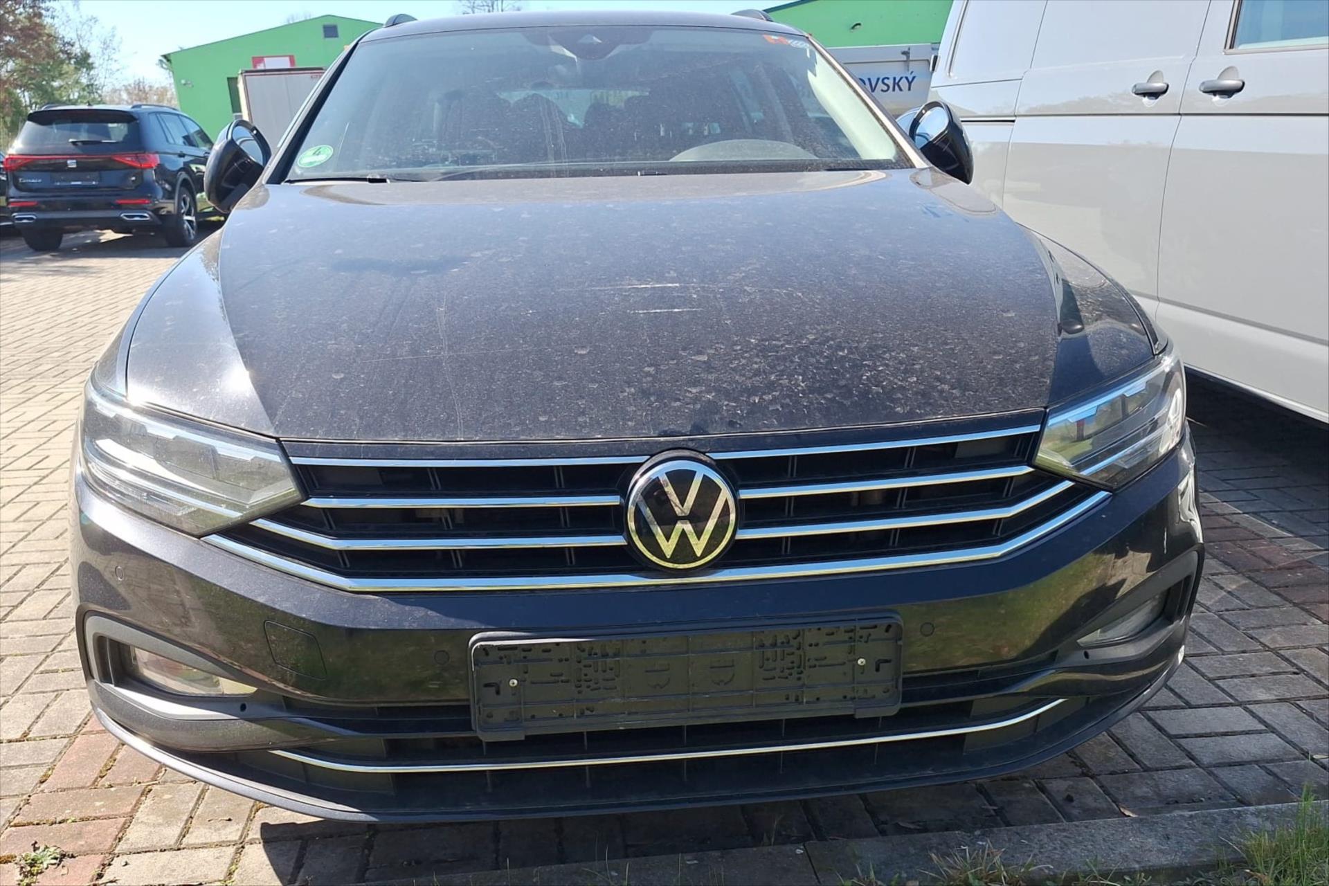 Volkswagen Passat 2,0 TDI 110KW DSG BUSINESS VŮZ PŘIPRAVUJEME K PRODEJI