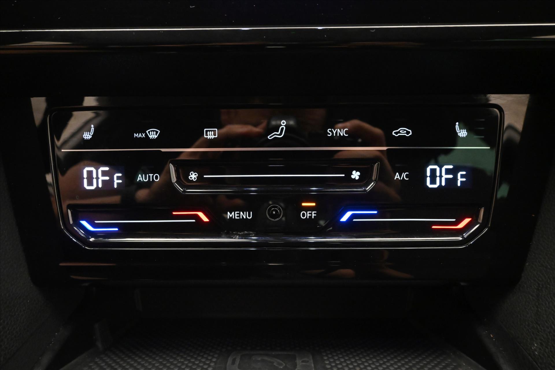 Hlavní fotografie vozu Volkswagen Passat 2,0 TDI 110KW DSG BUSINESS Záruka až 5 let (22)