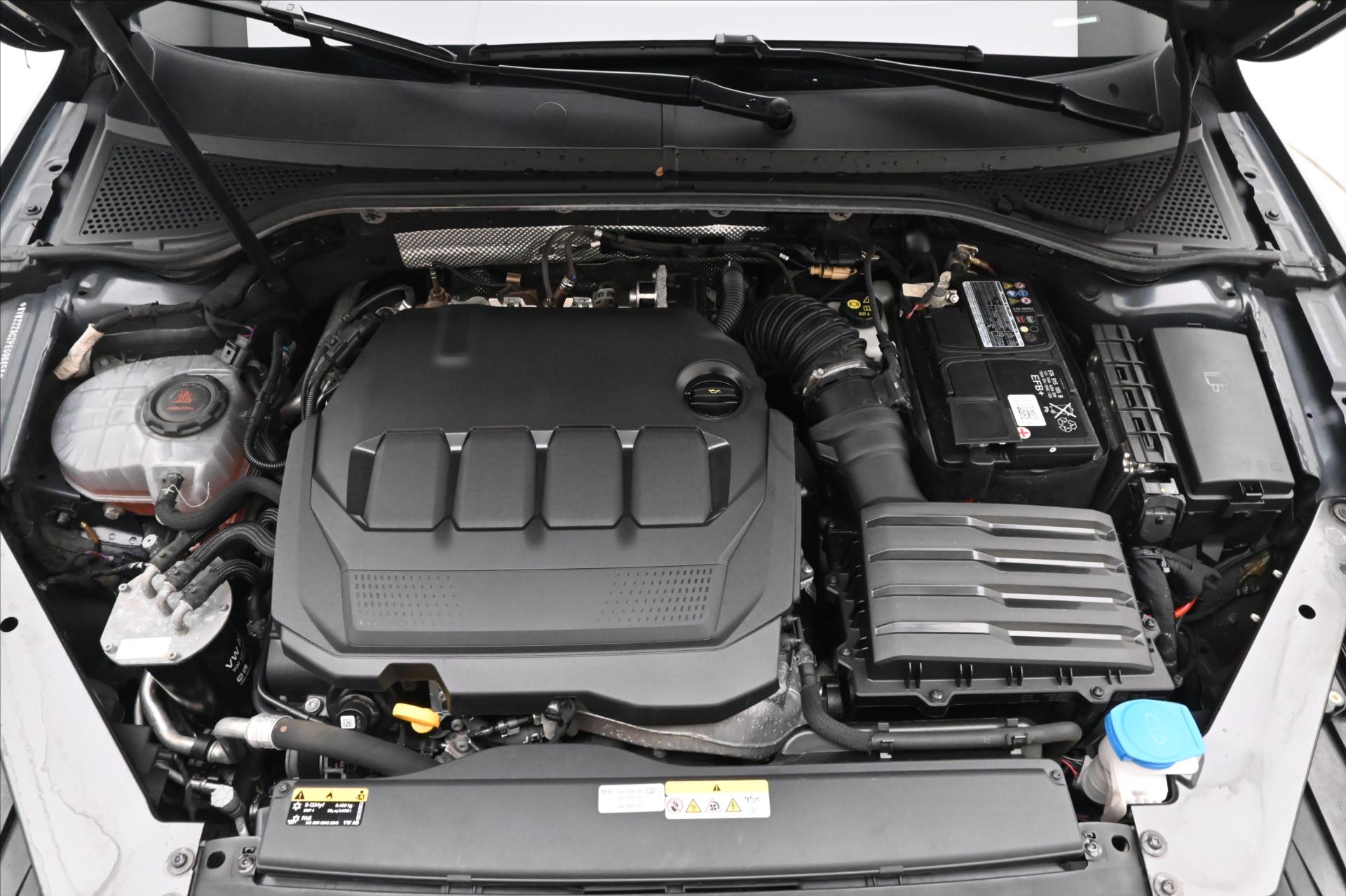 Hlavní fotografie vozu Volkswagen Passat 2,0 TDI 110KW DSG BUSINESS Záruka až 5 let (10)