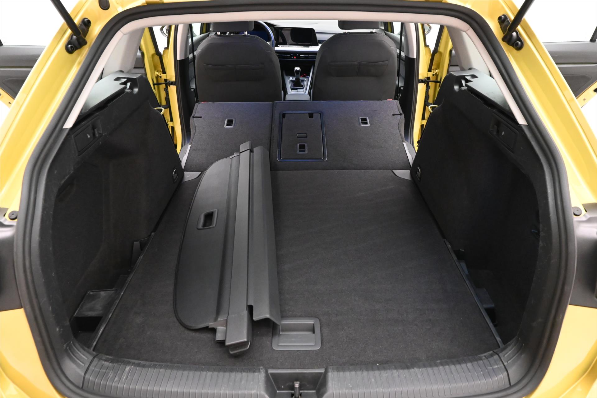Main photo of the car Volkswagen Golf 1.5 TSI 96 kW Life Warranty up to 5 years (12)