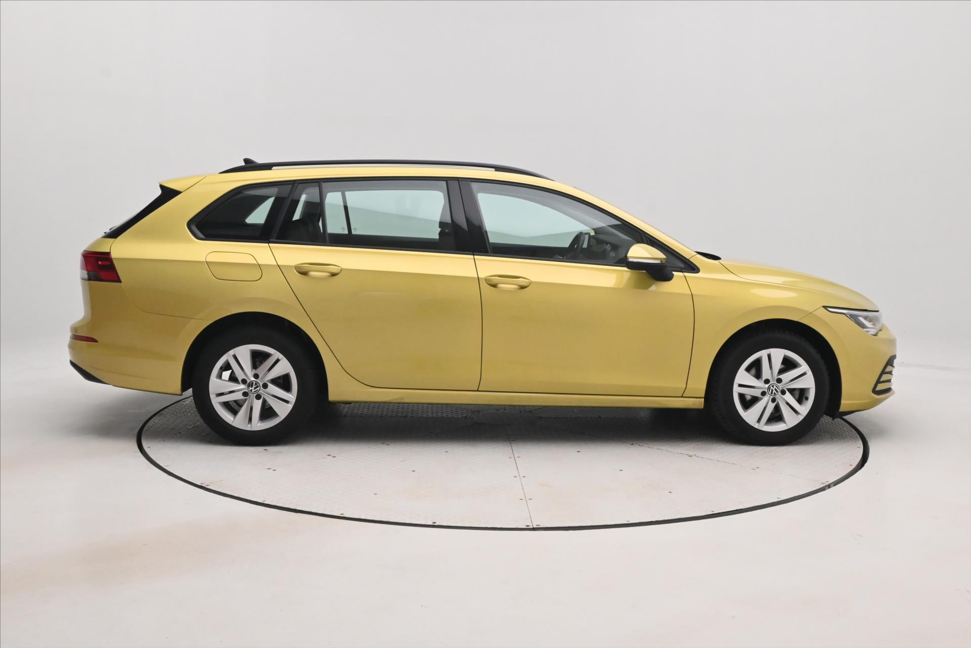 Hlavní fotografie vozu Volkswagen Golf 1,5 TSI 96kW Life Záruka až 5 let (5)