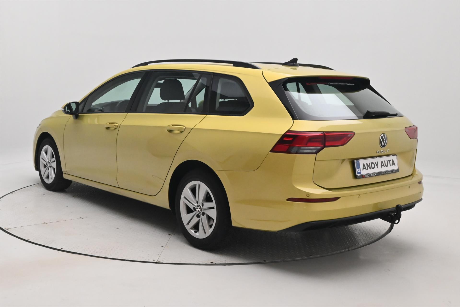 Hlavní fotografie vozu Volkswagen Golf 1,5 TSI 96kW Life Záruka až 5 let (8)