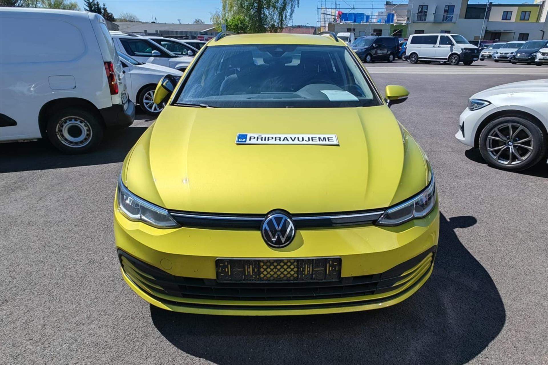 Hlavní fotografie vozu Volkswagen Golf 1,5 TSI 96kW Wagon Life VŮZ PŘIPRAVUJEME K PRODEJI (1)