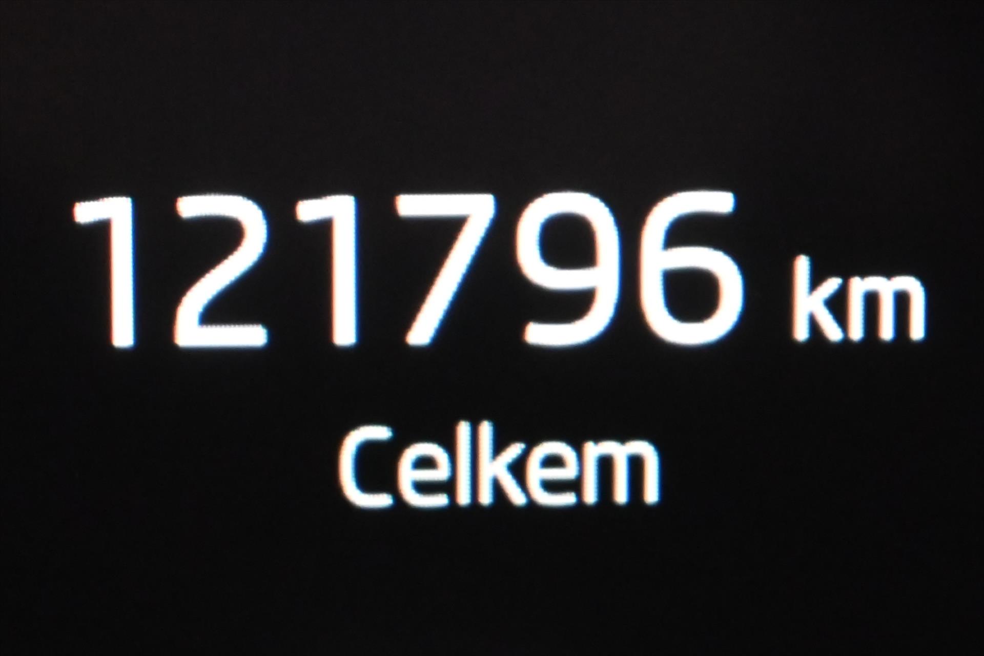 Hlavní fotografie vozu Škoda Octavia 2,0 TDI 85kW Ambiente Záruka až 5 let (17)