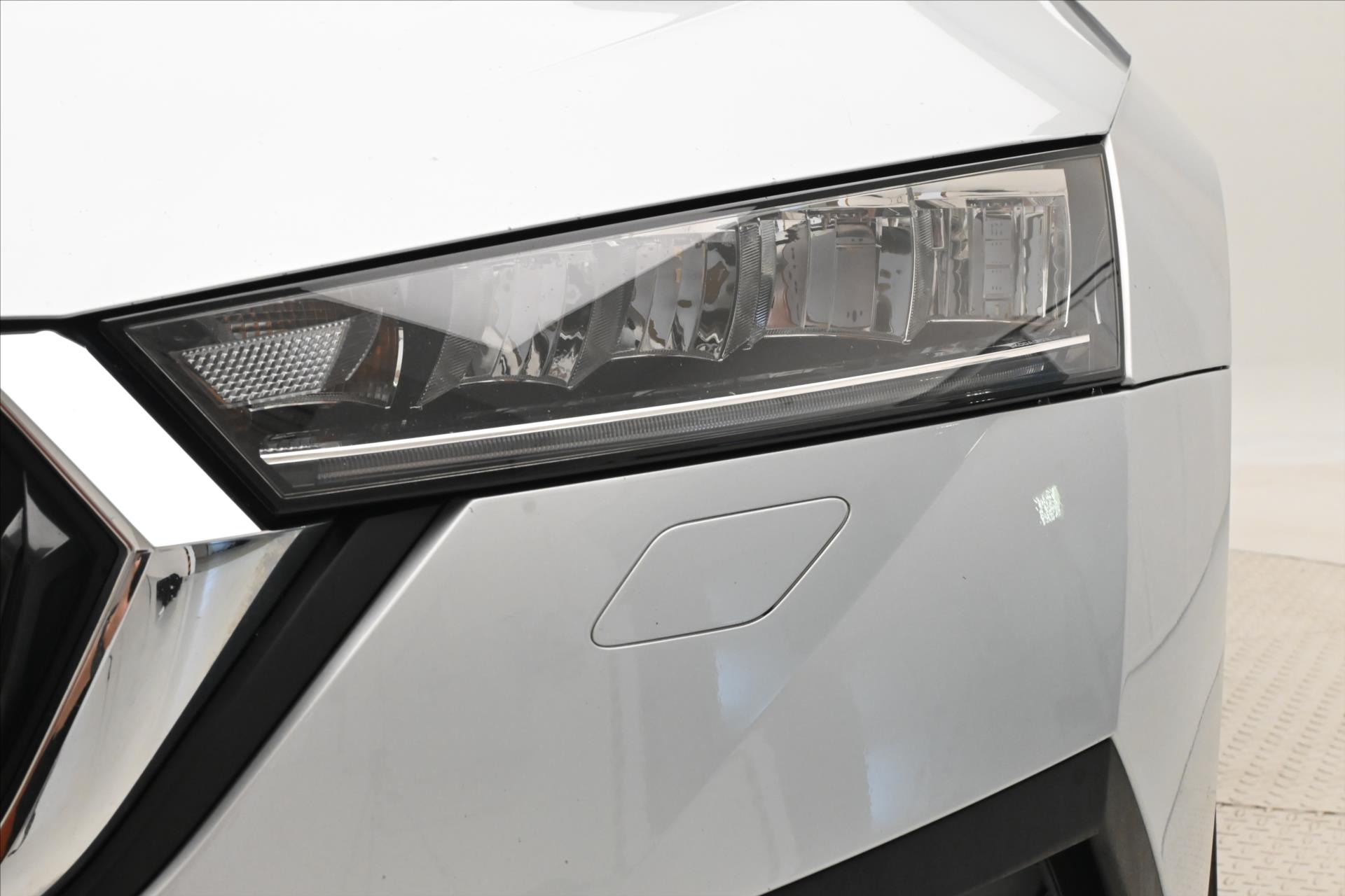 Hlavní fotografie vozu Škoda Octavia 2,0 TDI 85kW Ambiente Záruka až 5 let (28)