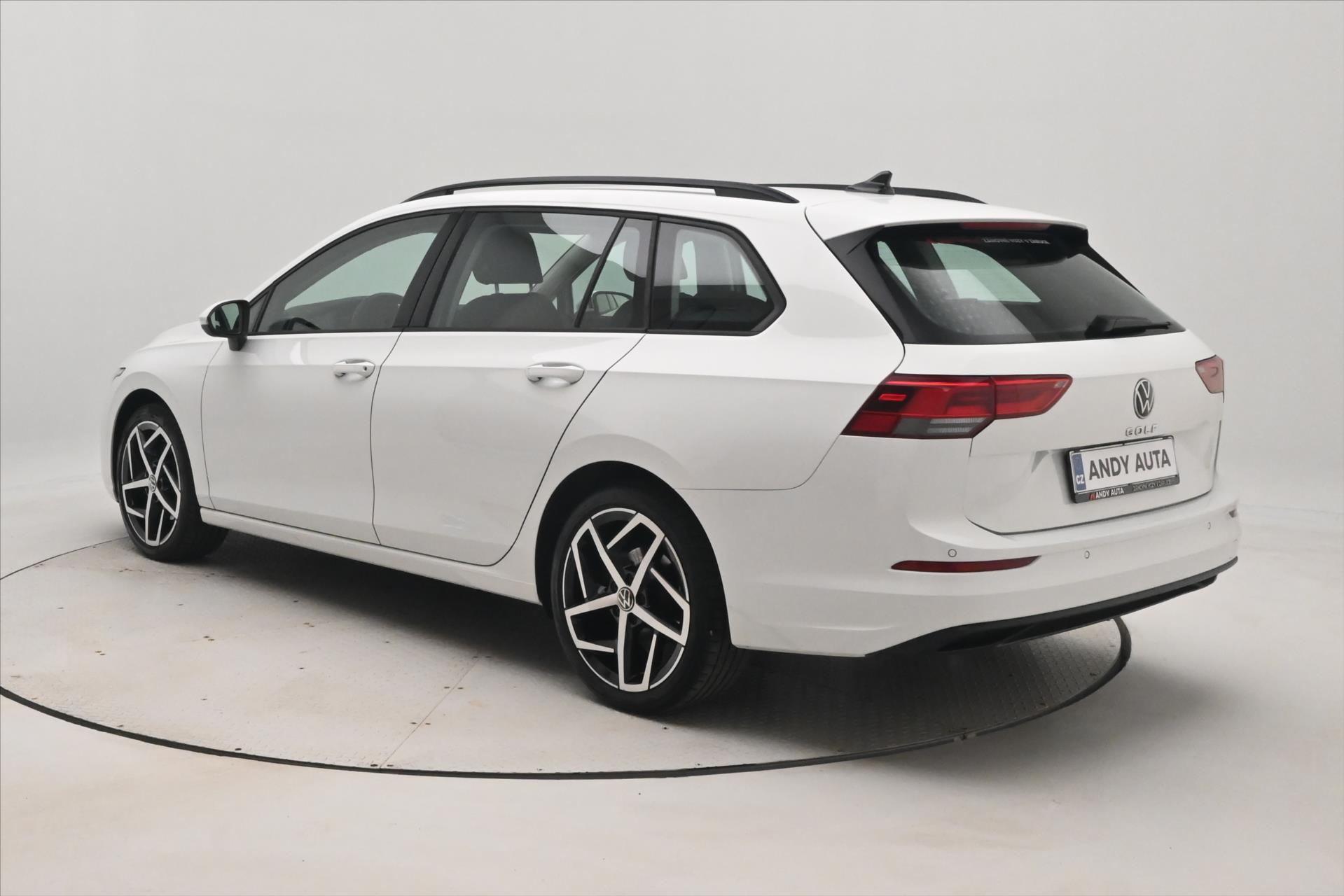 Hlavní fotografie vozu Volkswagen Golf 2,0 TDI 110 kW Life Záruka až 5 let (7)