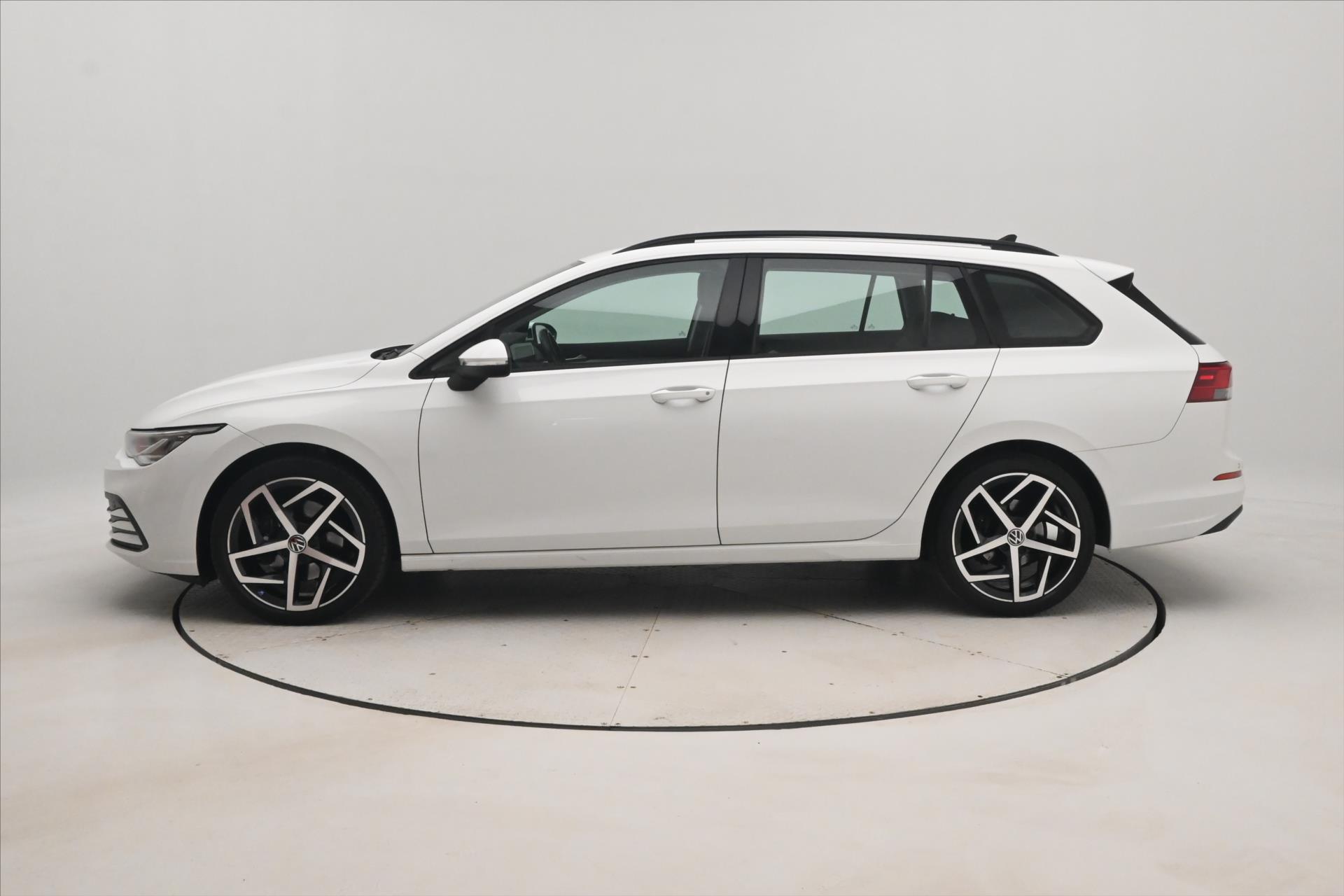 Hlavní fotografie vozu Volkswagen Golf 2,0 TDI 110 kW Life Záruka až 5 let (9)