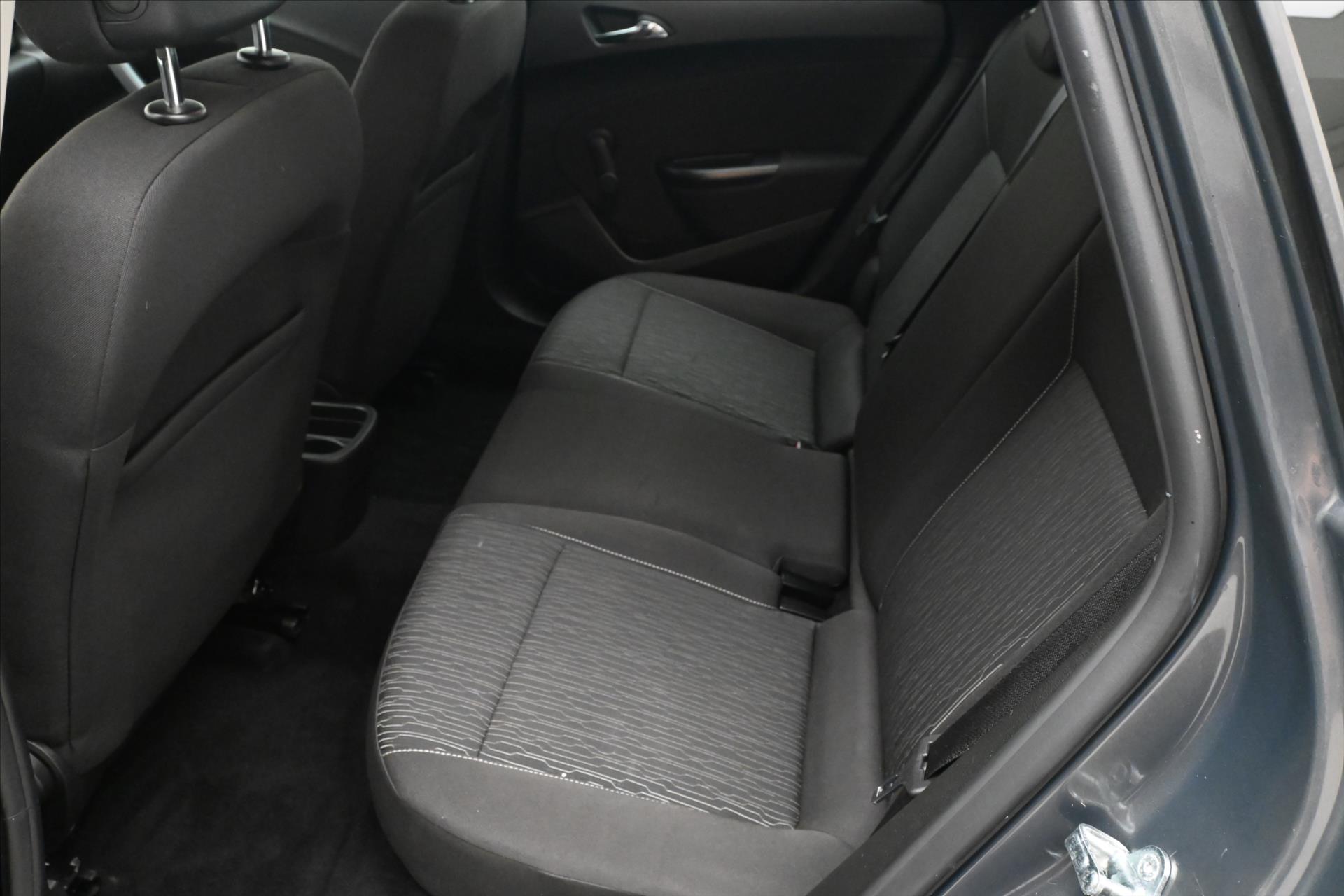 Hlavní fotografie vozu Opel Astra 1,7 CDTi 81 kW Servisní kniha (14)