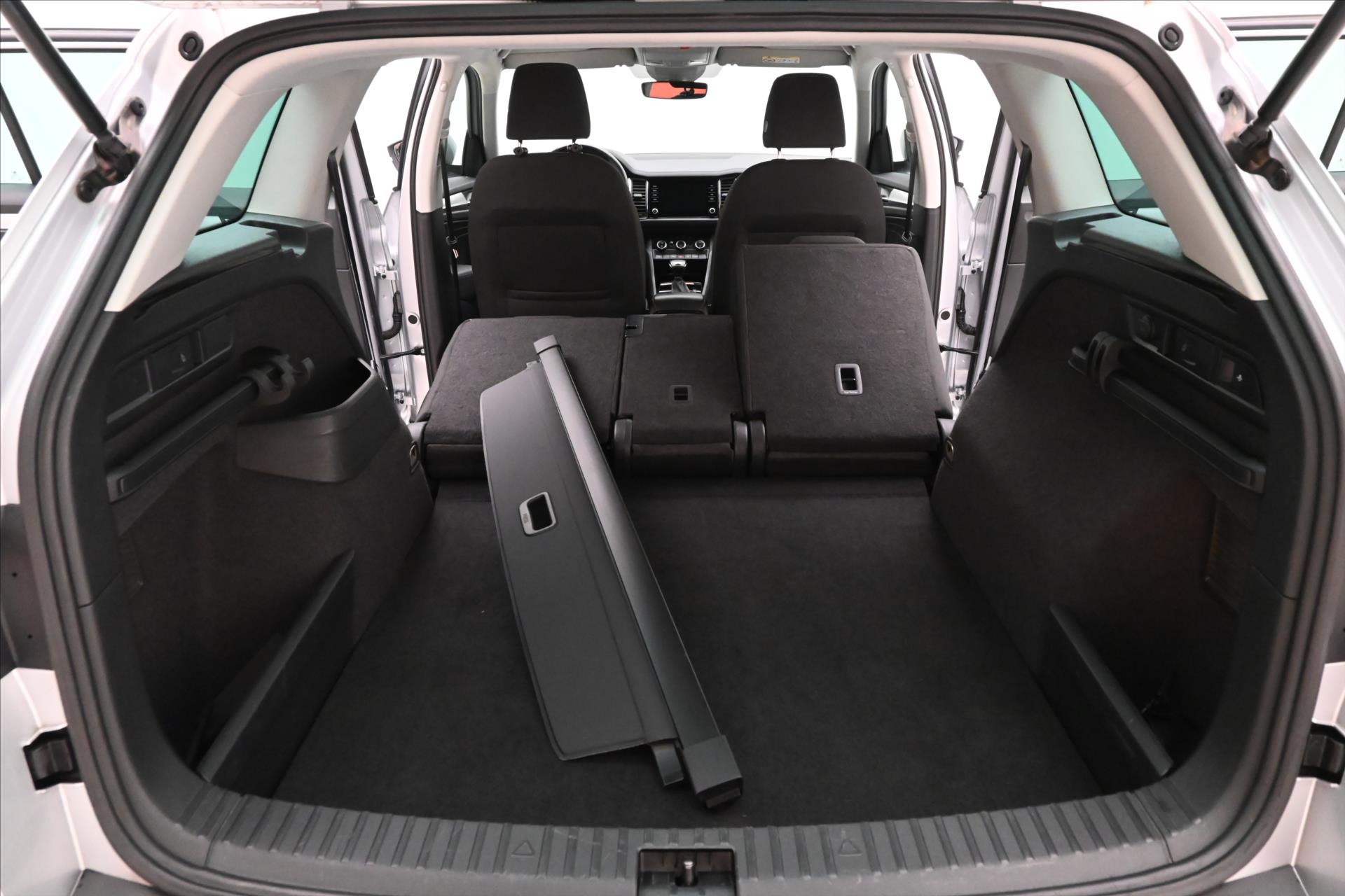 Main photo of the car Skoda Kodiaq 2.0 TDI 110 kW DSG Ambition Warranty up to 5 years (11)
