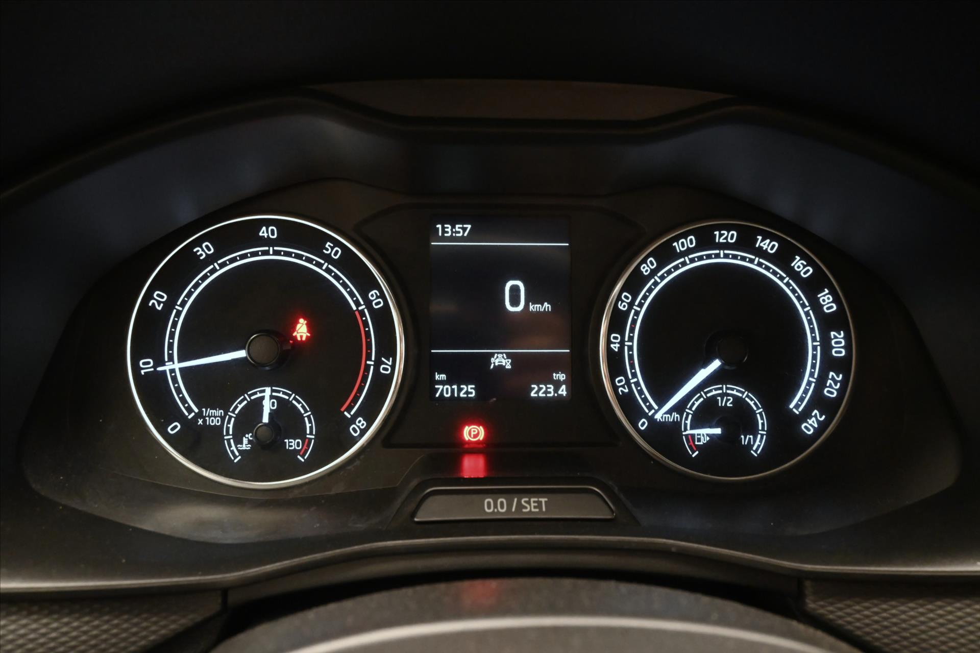 Main photo of the car Skoda Kamiq 1.0 TSI 70 kW Towing equipment Warranty up to 5 years (17)