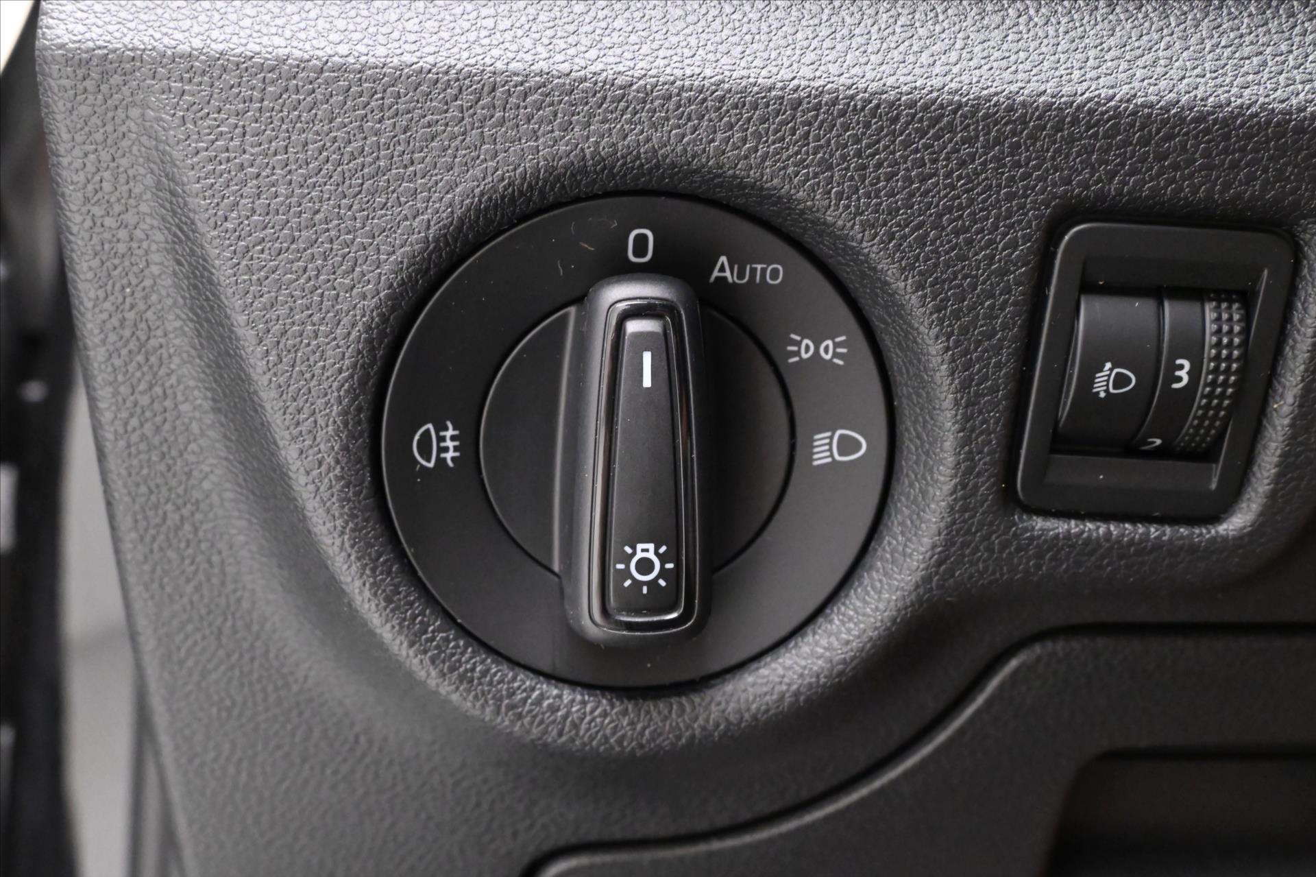 Main photo of the car Skoda Kamiq 1.0 TSI 70 kW Towing equipment Warranty up to 5 years (27)
