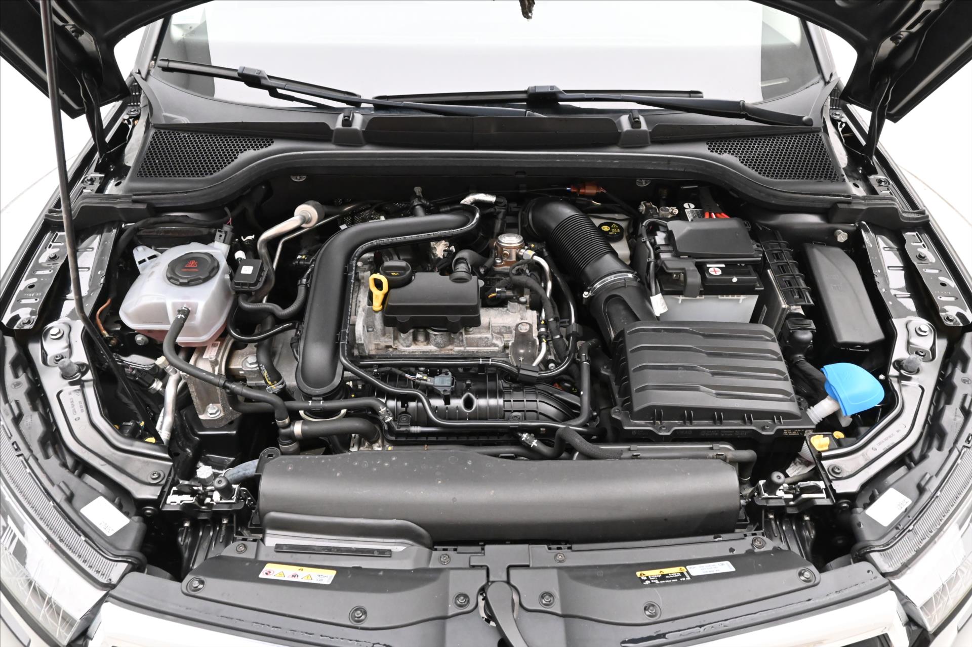 Main photo of the car Skoda Kamiq 1.0 TSI 70 kW Towing equipment Warranty up to 5 years (10)