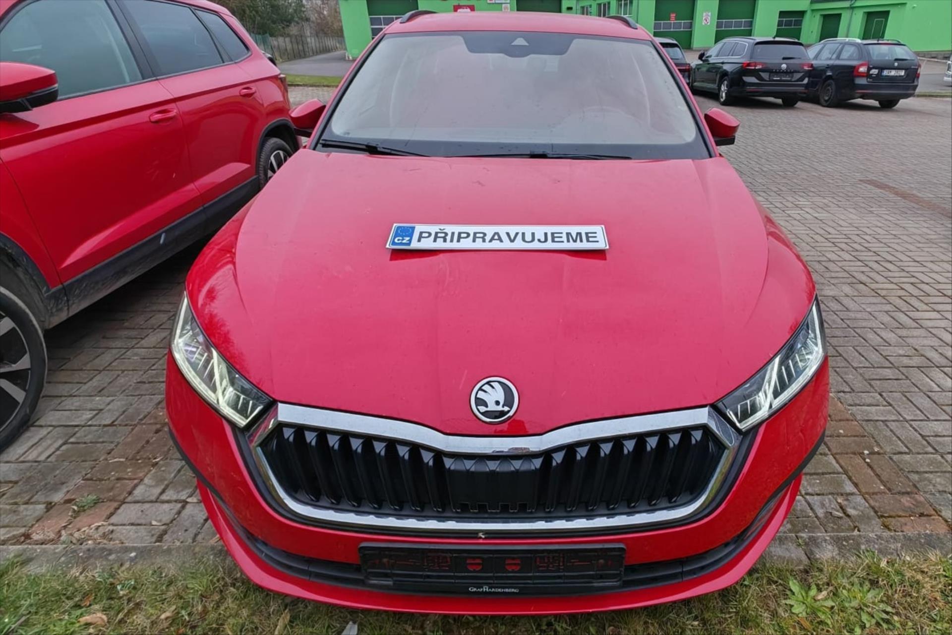 Škoda Octavia 2,0 TDI 110kW DSG Ambition VŮZ PŘIPRAVUJEME K PRODEJI