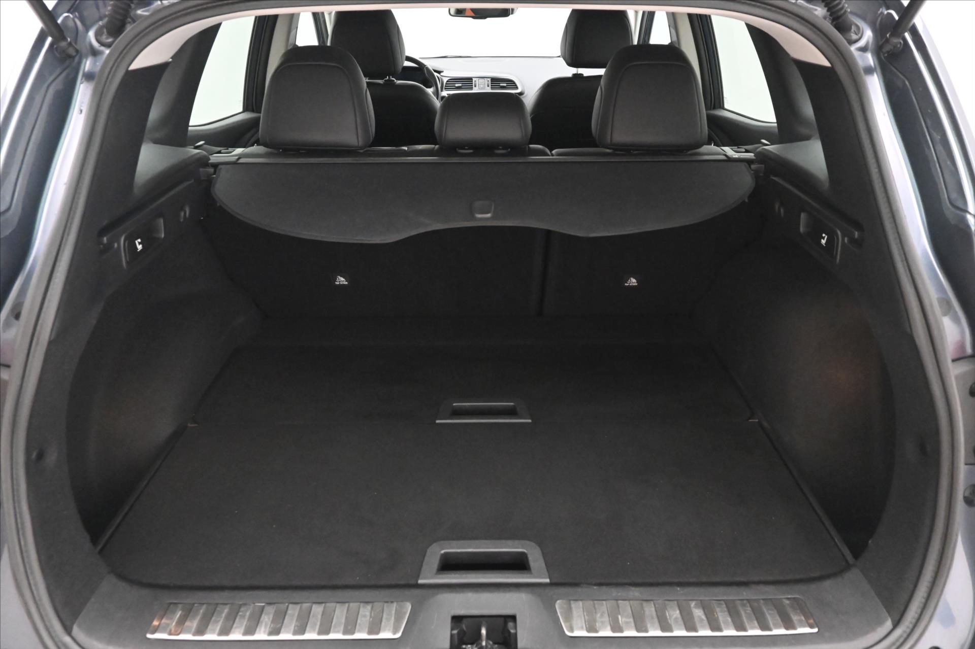 Hlavní fotografie vozu Renault Kadjar 1,3 Tce 116kw AT Intens Záruka až 5 let (10)