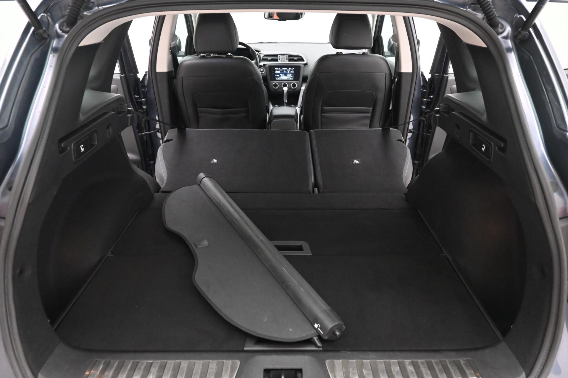 Hlavní fotografie vozu Renault Kadjar 1,3 Tce 116kw AT Intens Záruka až 5 let (11)