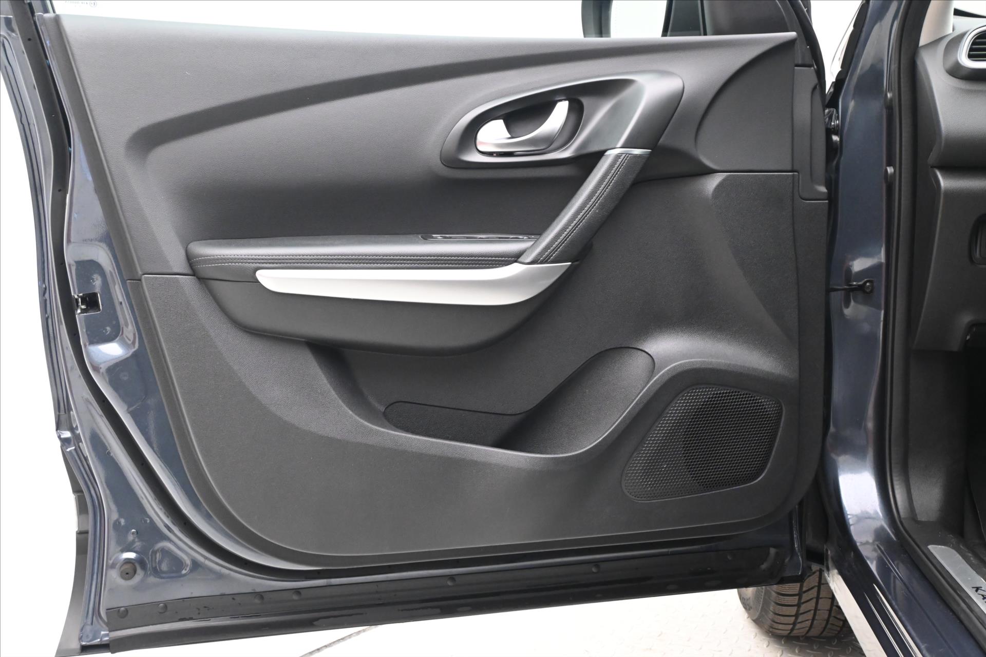 Hlavní fotografie vozu Renault Kadjar 1,3 Tce 116kw AT Intens Záruka až 5 let (23)