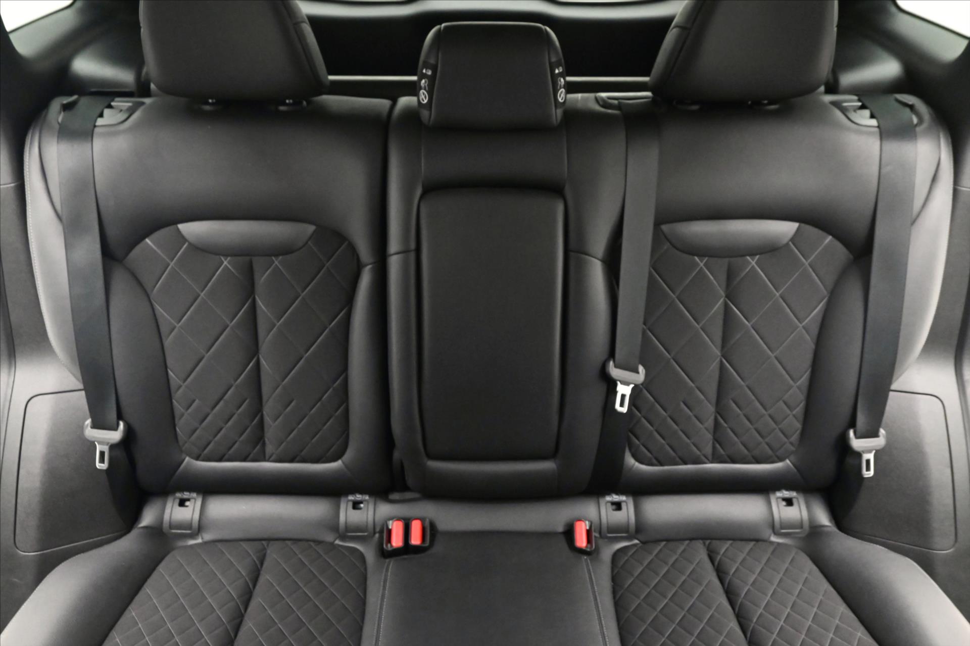 Hlavní fotografie vozu Renault Kadjar 1,3 Tce 116kw AT Intens Záruka až 5 let (26)