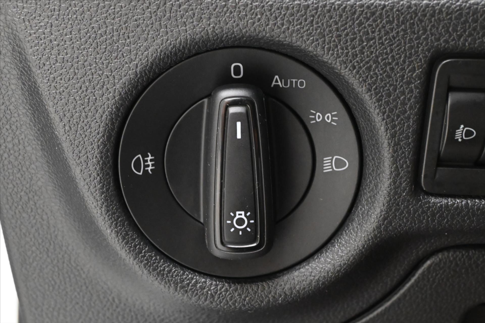 Main photo of the car Skoda Kamiq 1.0 TSI 81 kW Sport Warranty up to 5 years (25)