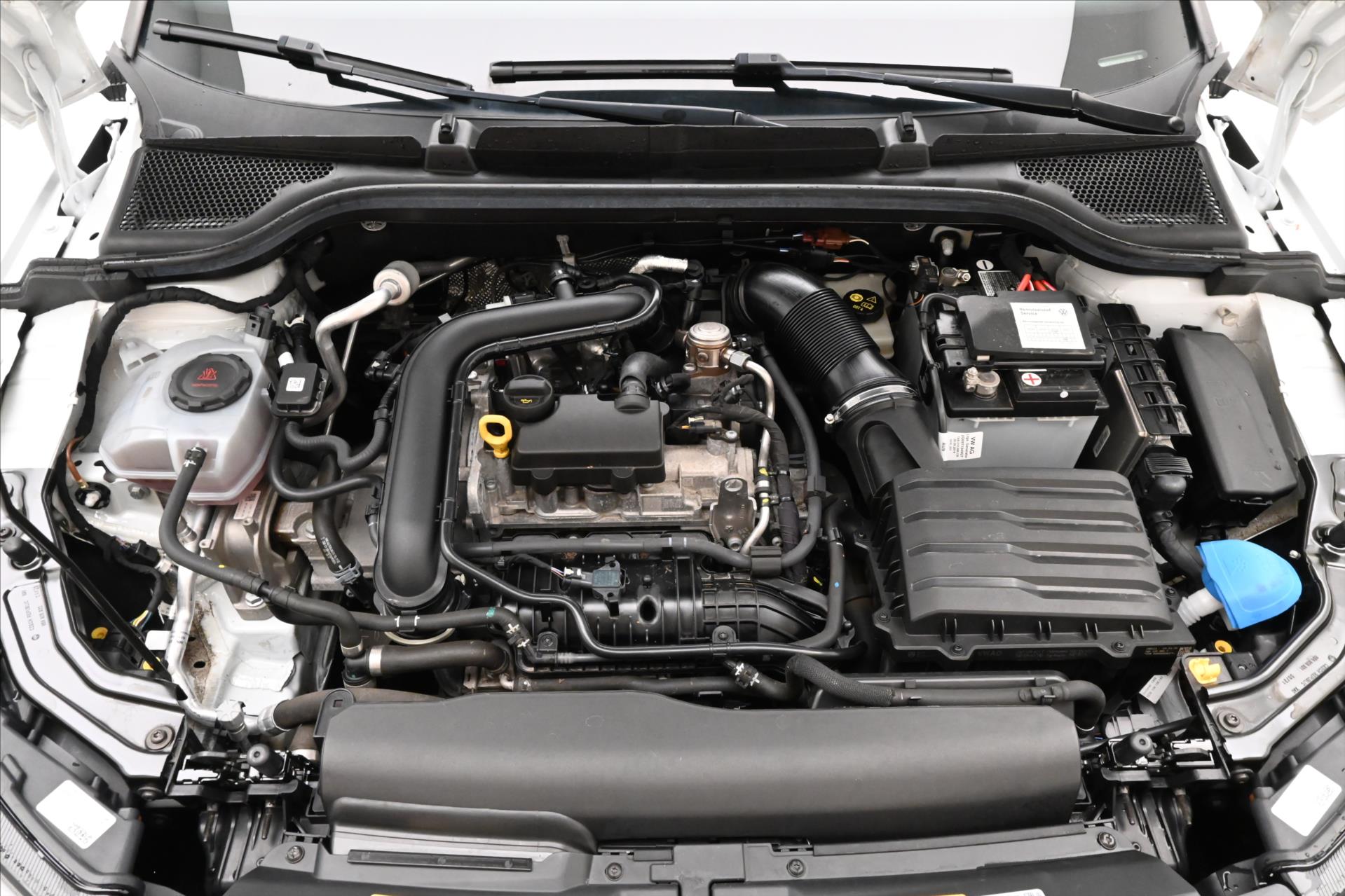 Main photo of the car Skoda Kamiq 1.0 TSI 81 kW Sport Warranty up to 5 years (9)