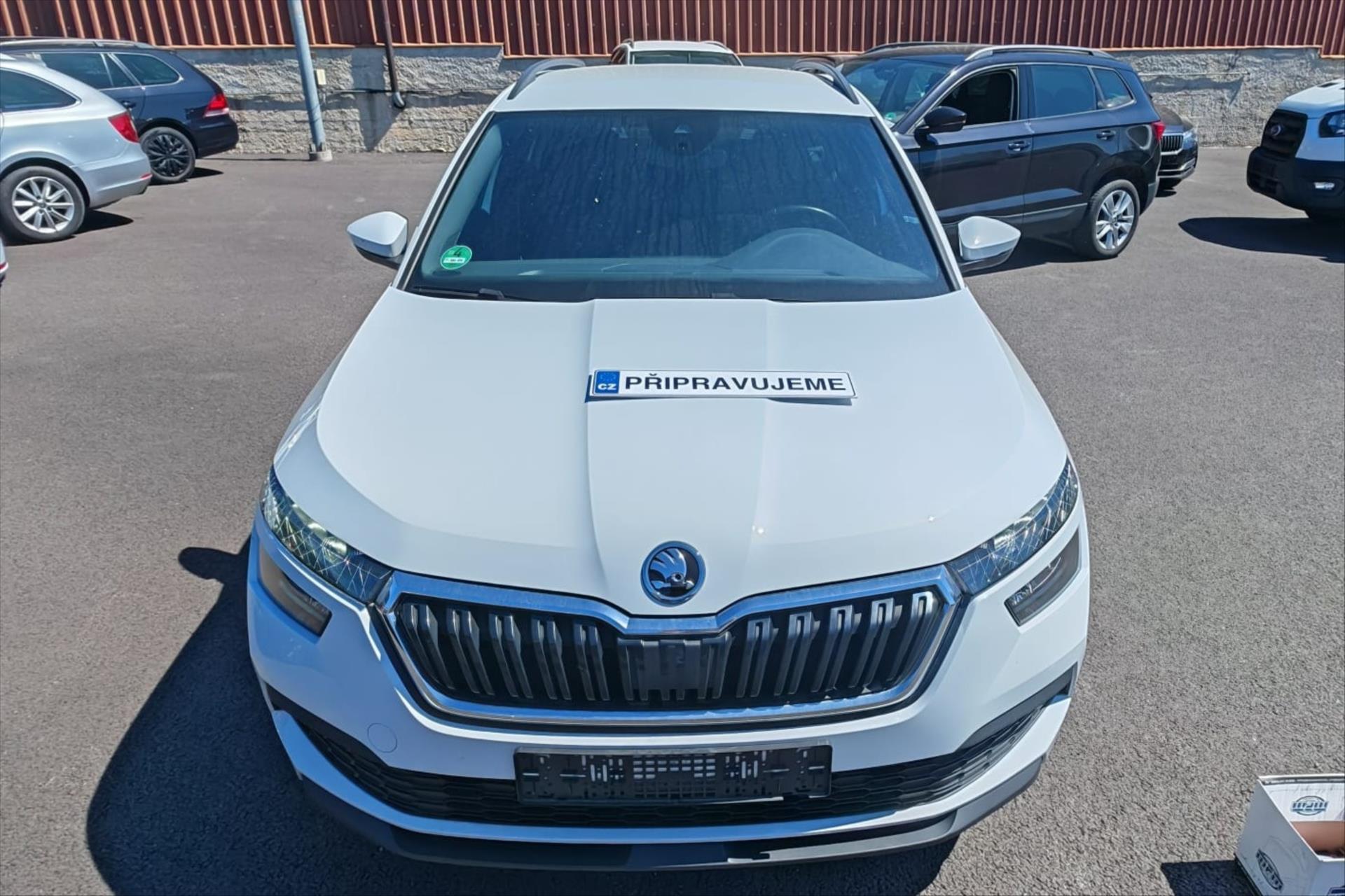 Hlavní fotografie vozu Škoda Kamiq 1,0 TSI 81kW Sport Ambiente VŮZ PŘIPRAVUJEME K PRODEJI (1)