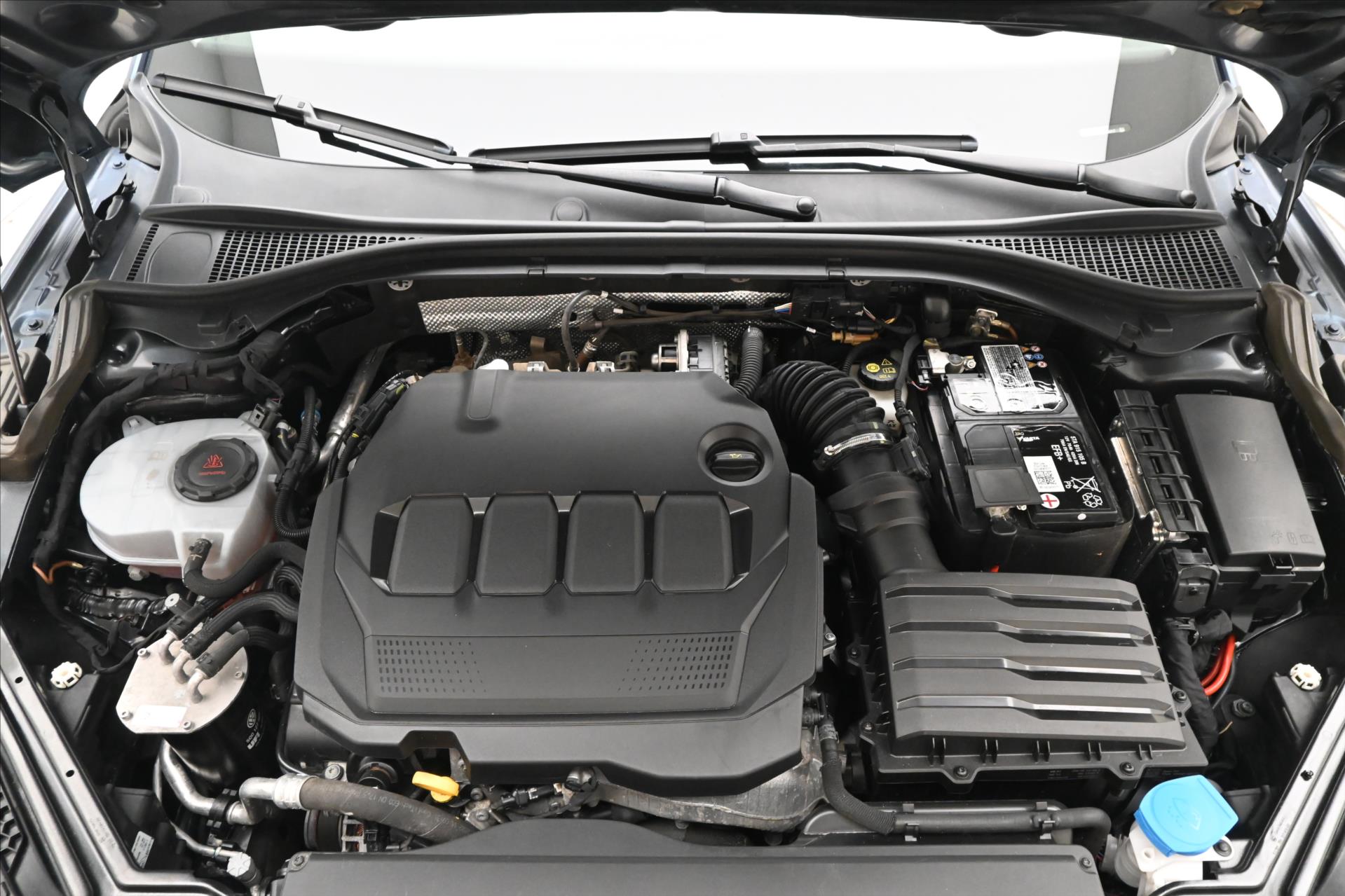 Hlavní fotografie vozu Škoda Superb 2,0 TDI 110kW DSG Style Záruka až 5 let (9)