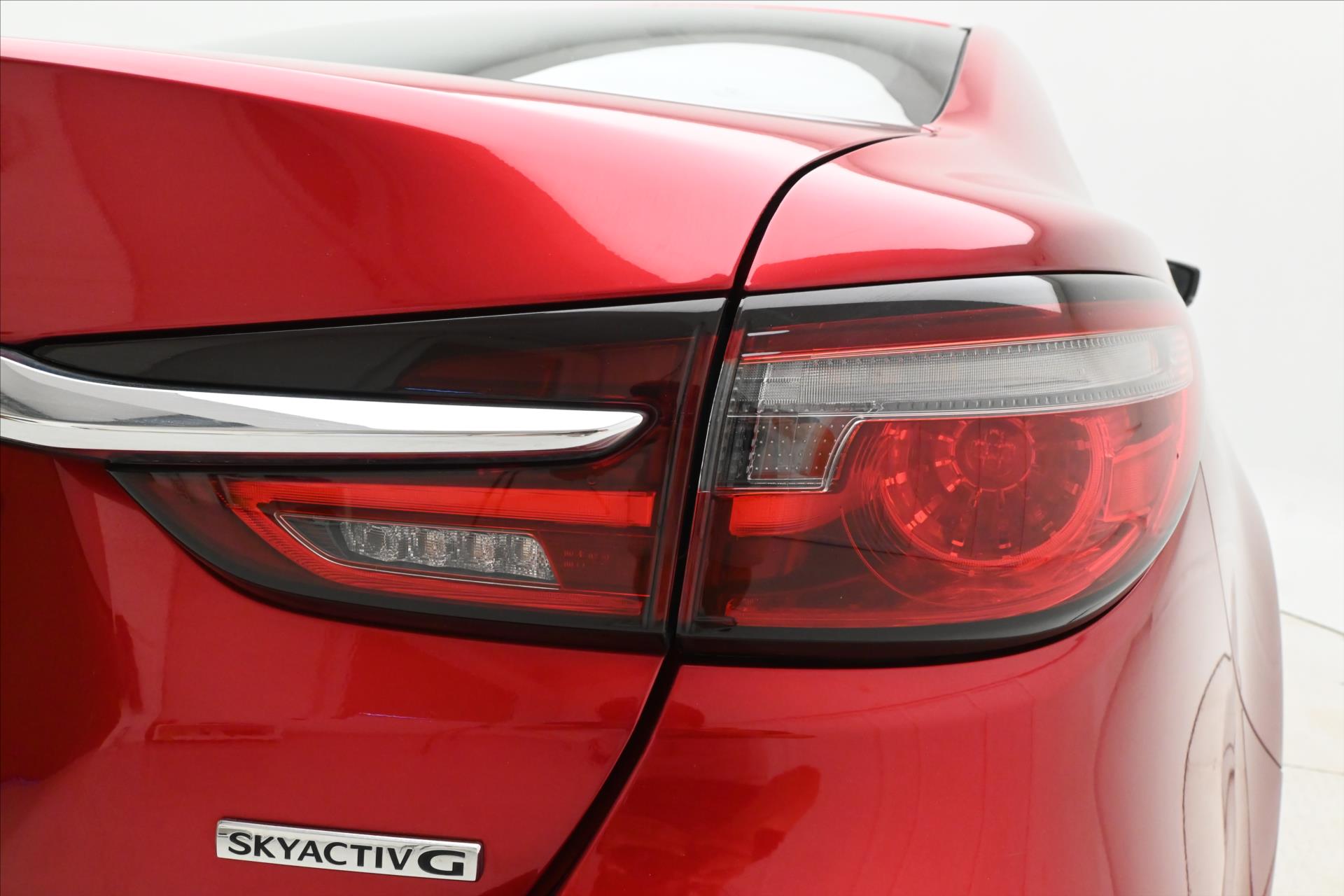 Hlavní fotografie vozu Mazda 6 2,0 SkyActiv-G 121 kW Záruka až 5 let (29)