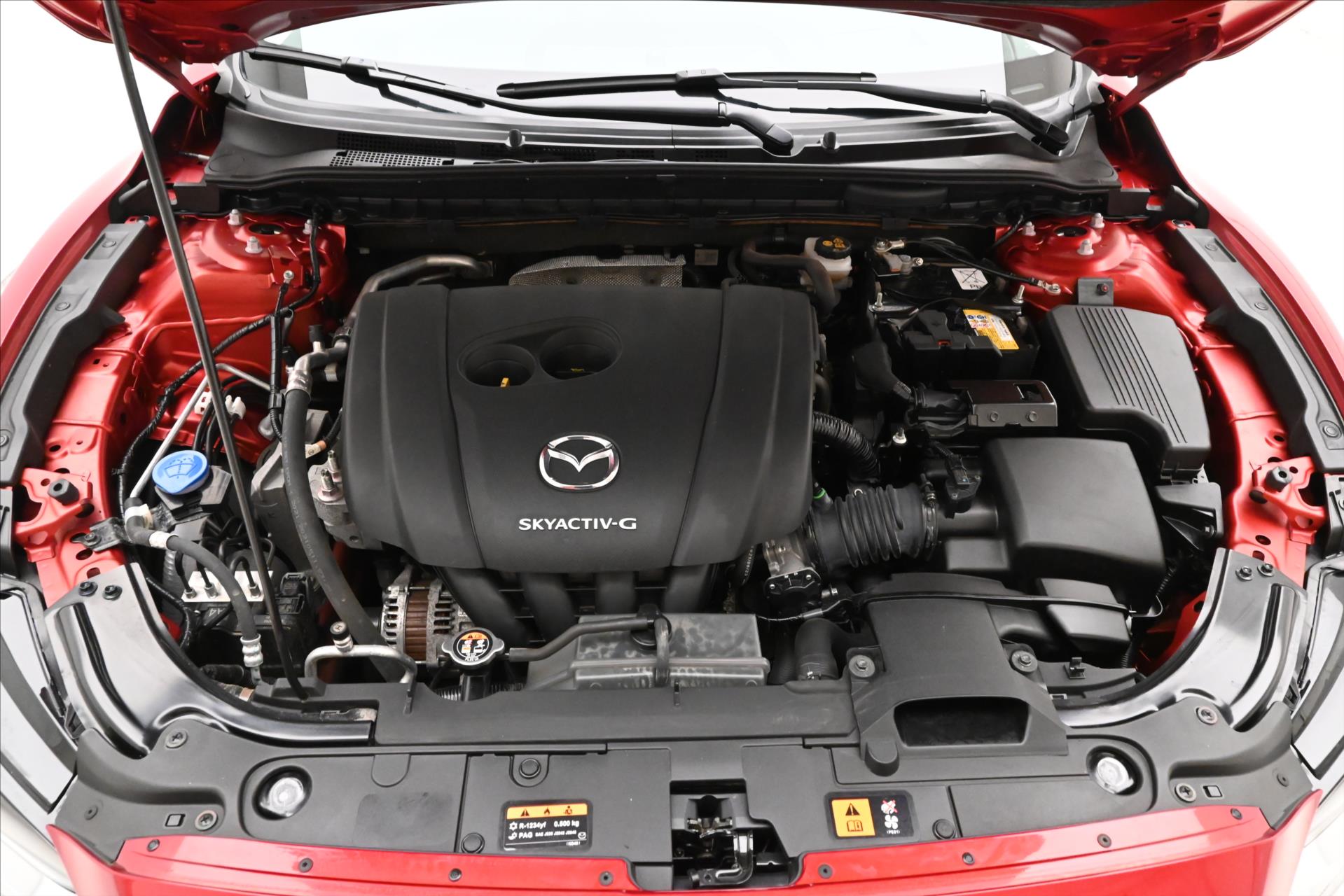 Hlavní fotografie vozu Mazda 6 2,0 SkyActiv-G 121 kW Záruka až 5 let (9)