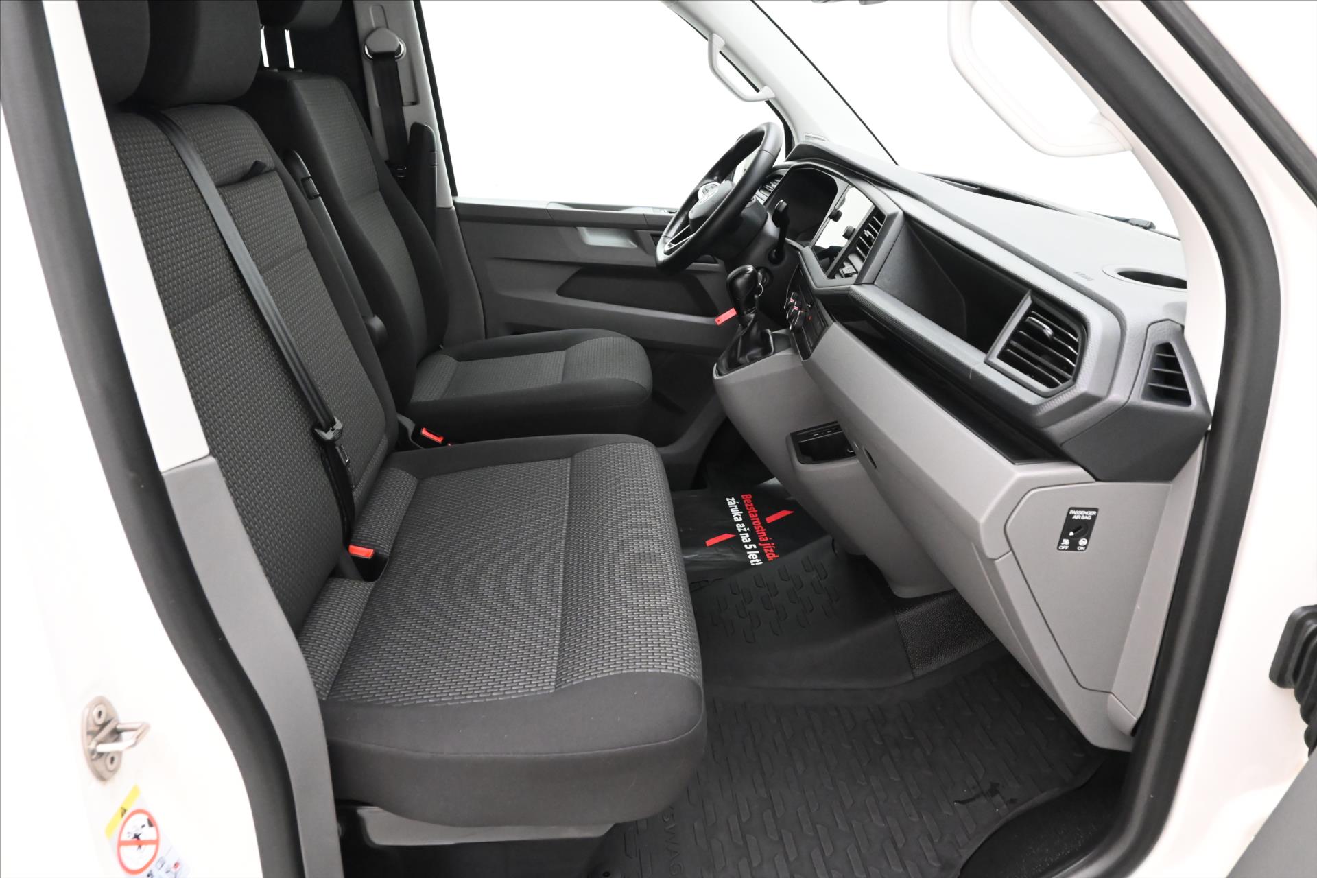 Hlavní fotografie vozu Volkswagen Transporter 2,0 TDI 110 kW DSG Záruka až 5 let (14)