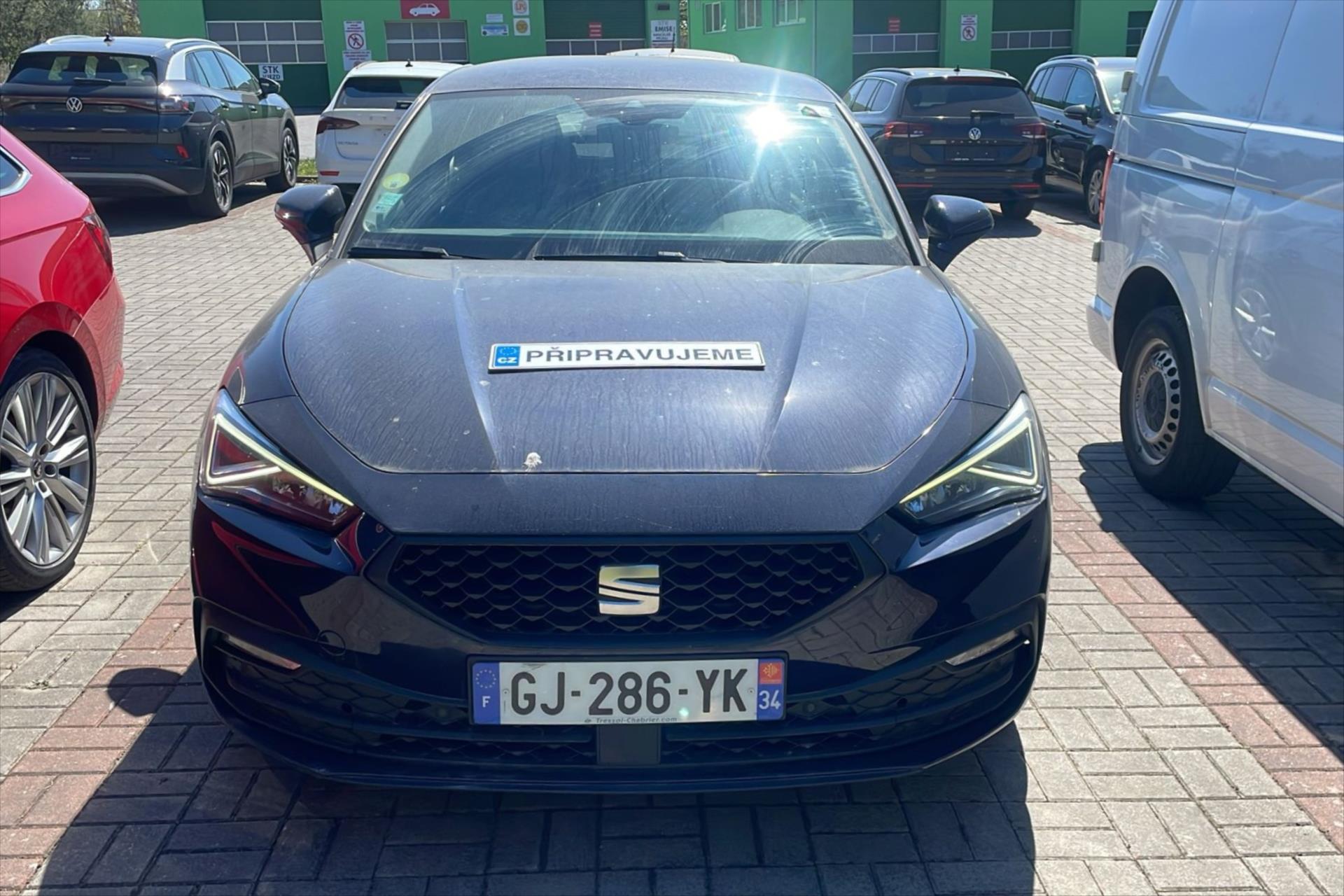 Seat Leon 2,0 TDI 110kW DSG STYLE Záruka až 5 let