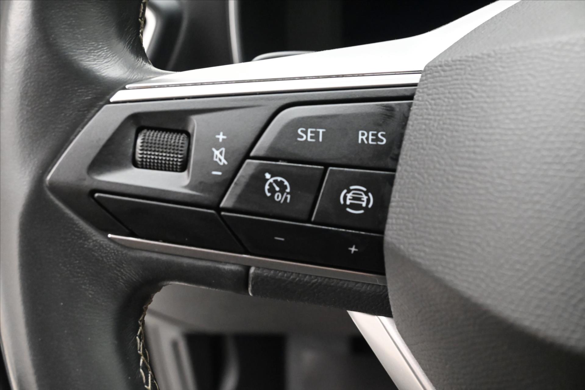 Hlavní fotografie vozu Seat Leon 2,0 TDI 110kW DSG STYLE Záruka až 5 let (24)