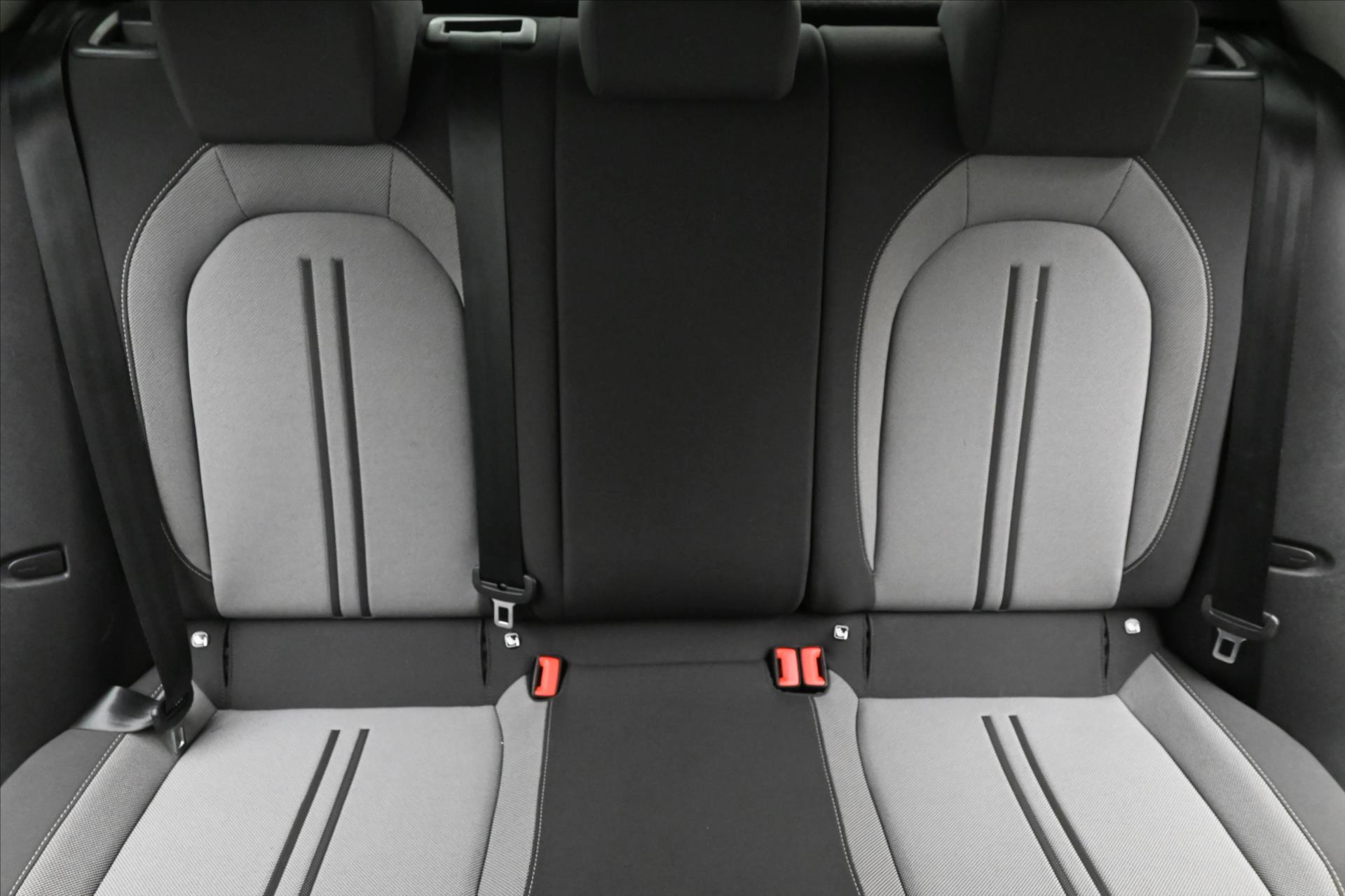 Hlavní fotografie vozu Seat Leon 2,0 TDI 110kW DSG STYLE Záruka až 5 let (28)