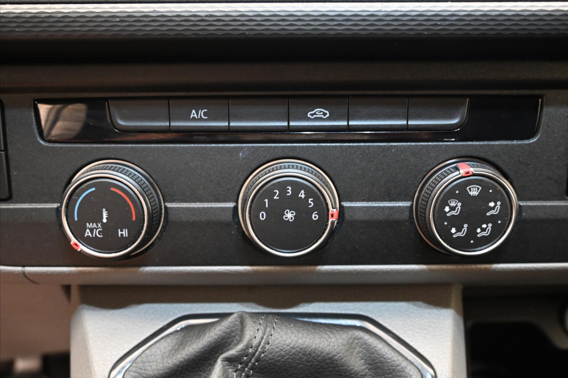 Main photo of the car Volkswagen Transporter 2,0 TDI 81kW KLIMATempomat Záruka až 5 let (20)