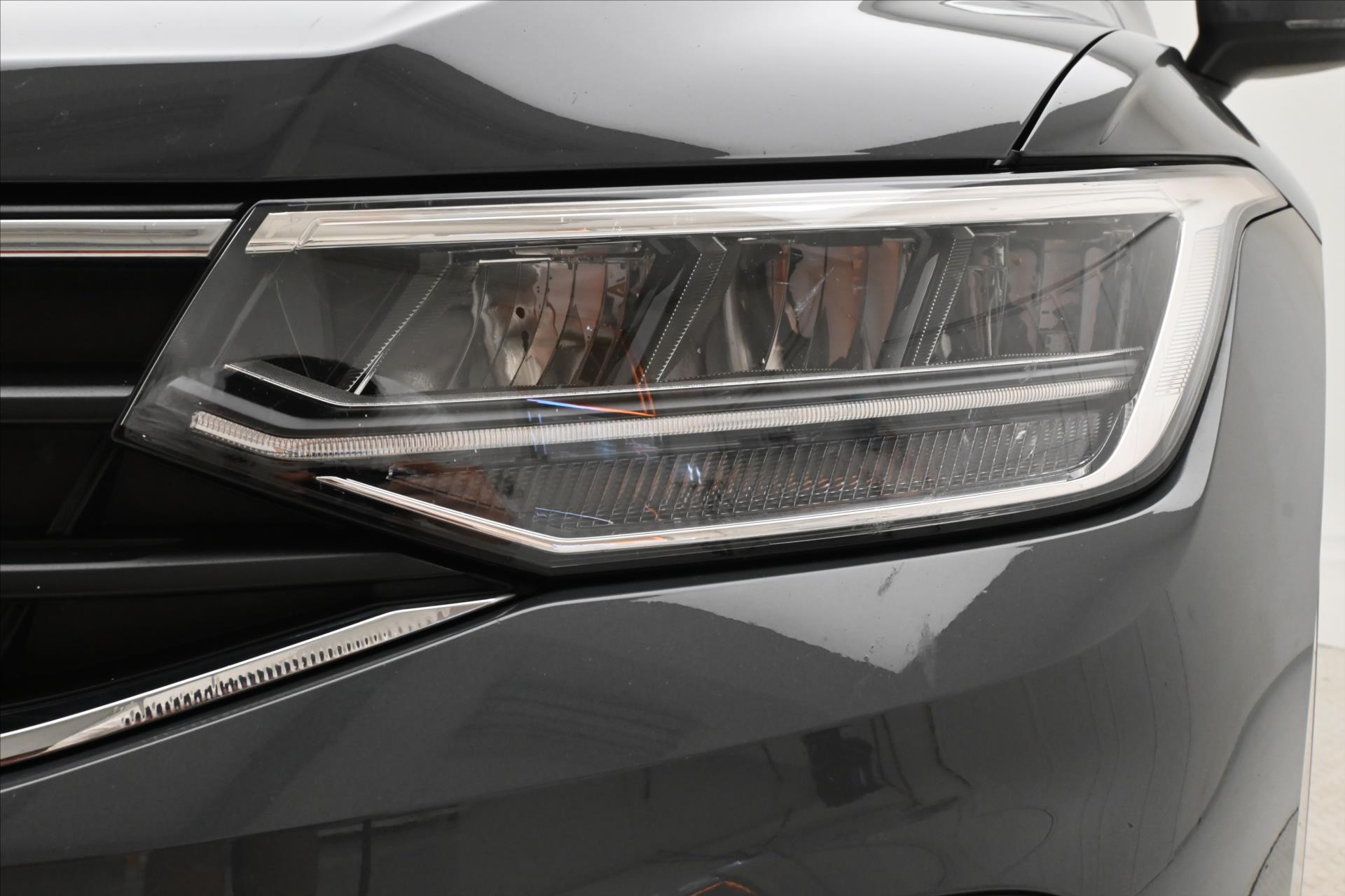 Main photo of the car Volkswagen Tiguan 2.0 TDI 110kW DSG Life Warranty up to 5 years (30)