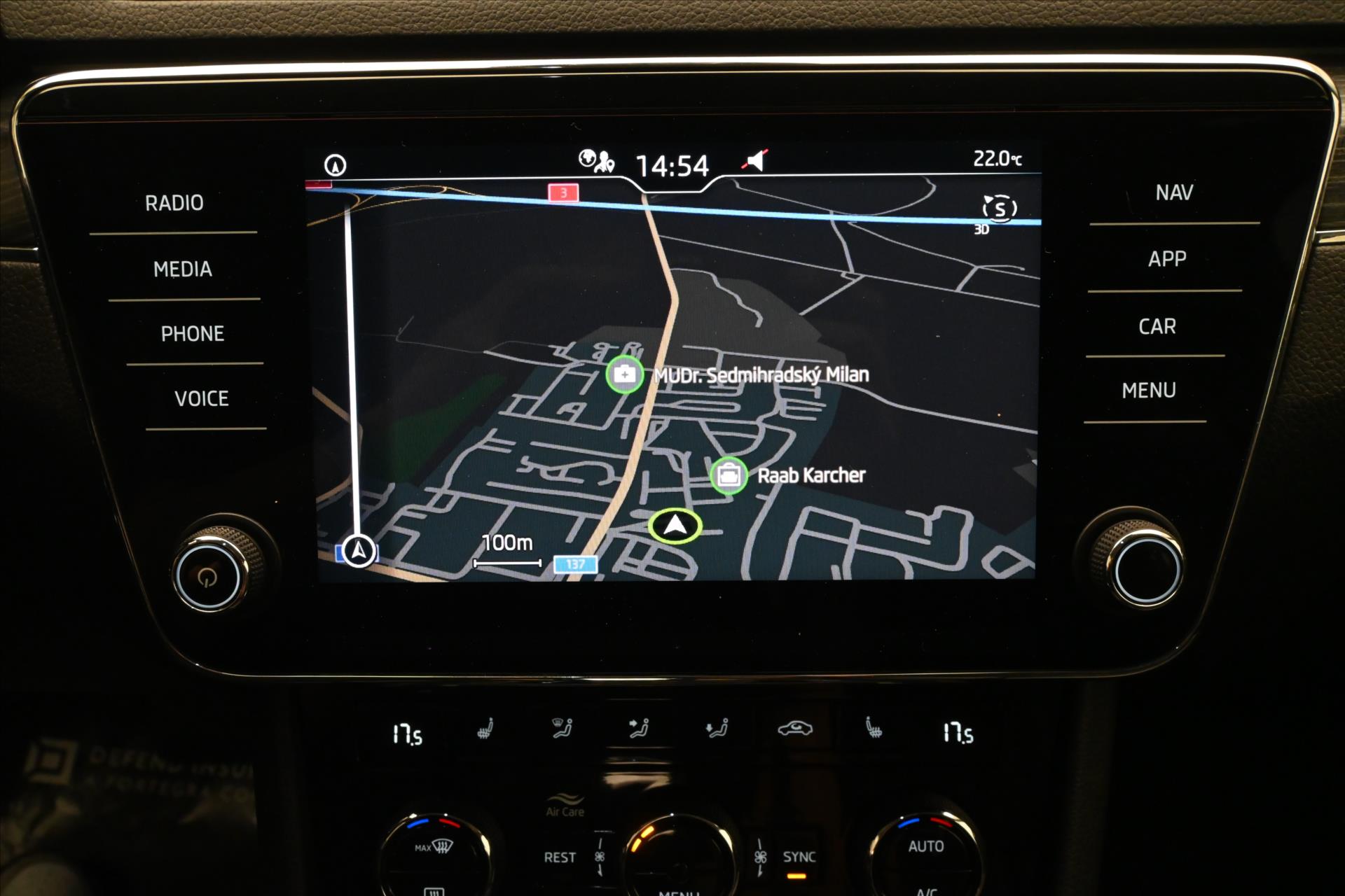 Hlavní fotografie vozu Škoda Superb 2,0 TDI 110 kW DSG Style Záruka až 5 let (20)