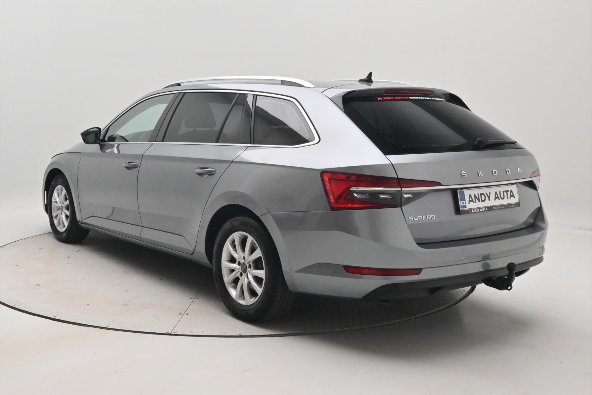 Hlavní fotografie vozu Škoda Superb 2,0 TDI 110 kW DSG Style Záruka až 5 let (7)