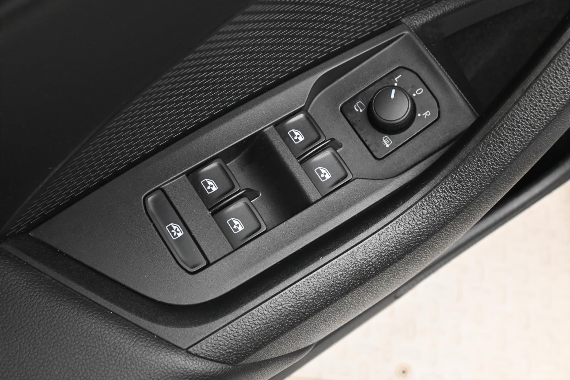 Hlavní fotografie vozu Škoda Octavia 2,0 TDI 110kW DSG Záruka až 5 let (26)