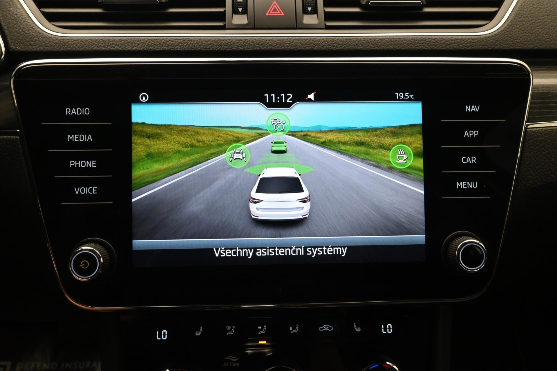Main photo of the car Skoda Superb 2.0 TDI 110kW DSG Style Warranty up to 5 years (20)
