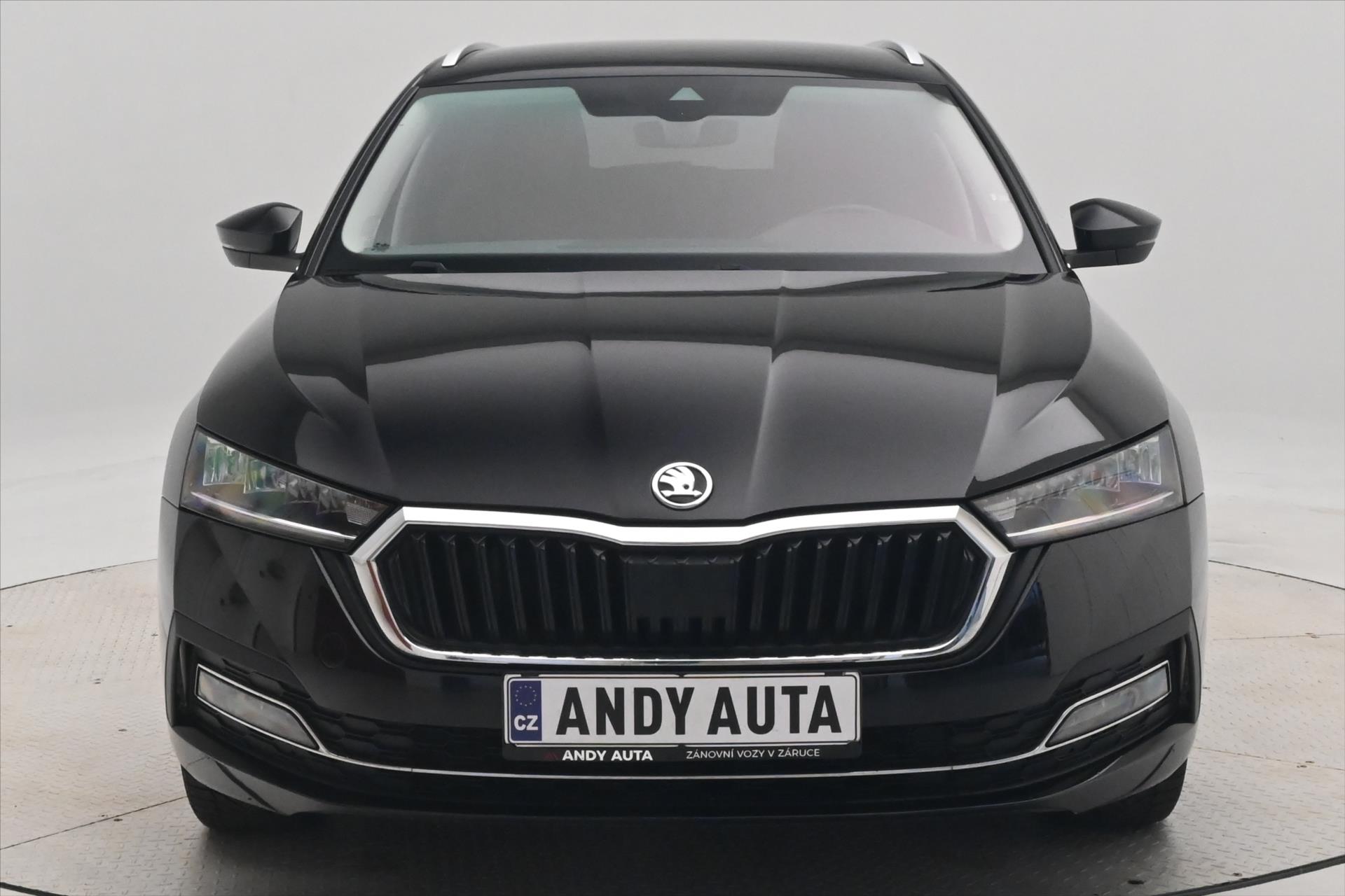 Hlavní fotografie vozu Škoda Octavia 2,0 TDI 110kW DSG Style Záruka až 5 let (2)