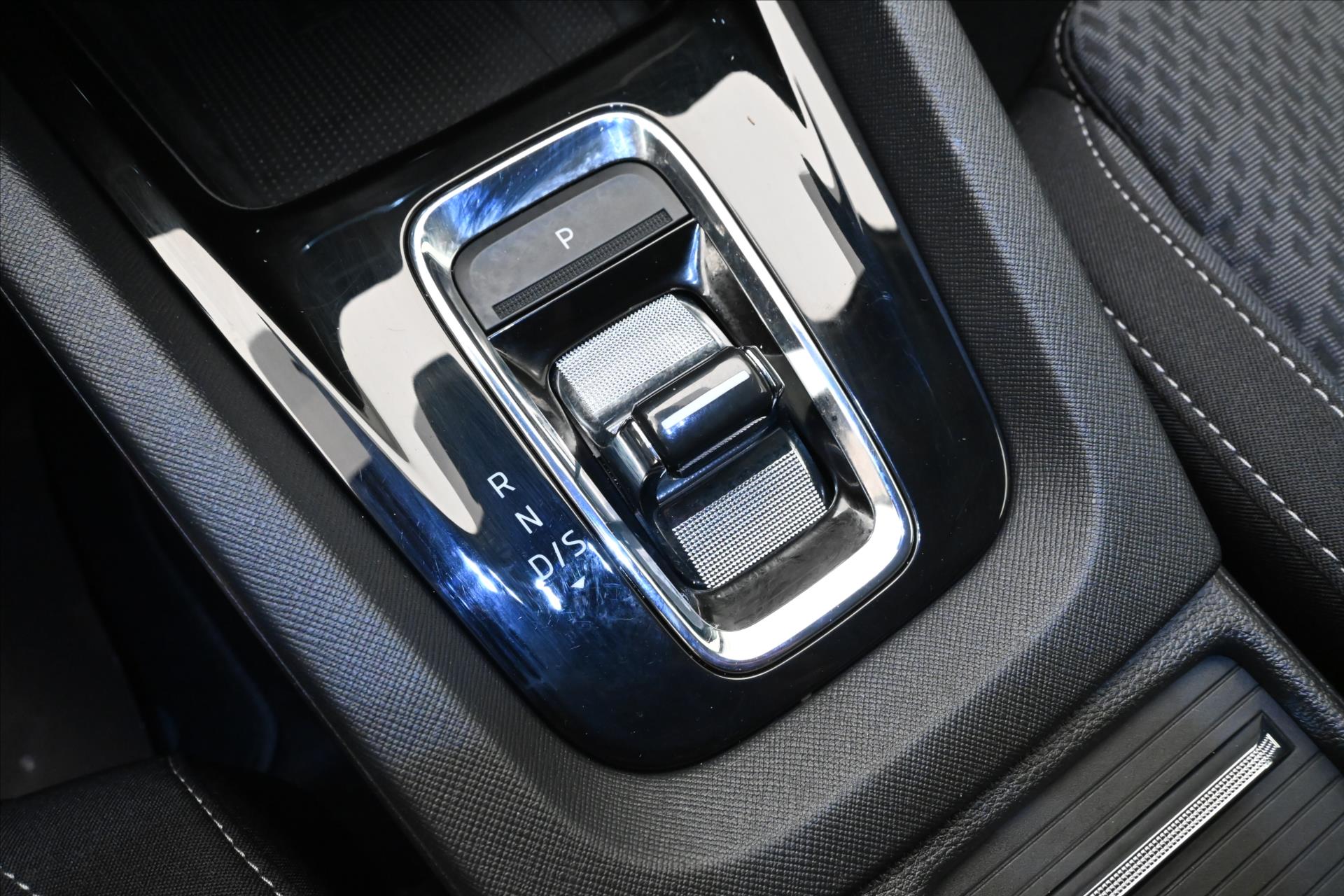 Hlavní fotografie vozu Škoda Octavia 2,0 TDI 110kW DSG Style Záruka až 5 let (23)