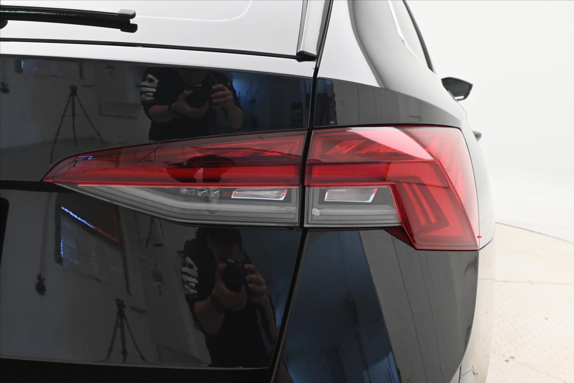 Hlavní fotografie vozu Škoda Octavia 2,0 TDI 110kW DSG Style Záruka až 5 let (30)